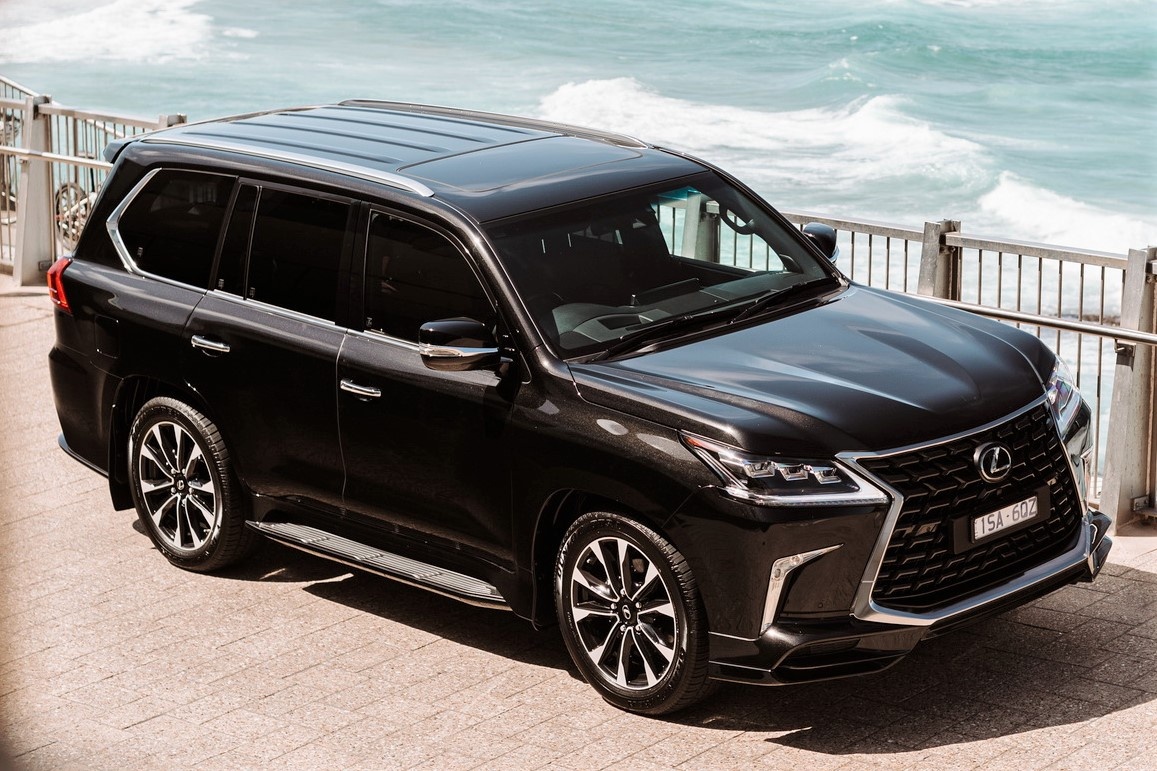 Lexus LX 570 S 2021 duoc ra mat tai Australia, gia tu 130.000 USD hinh anh