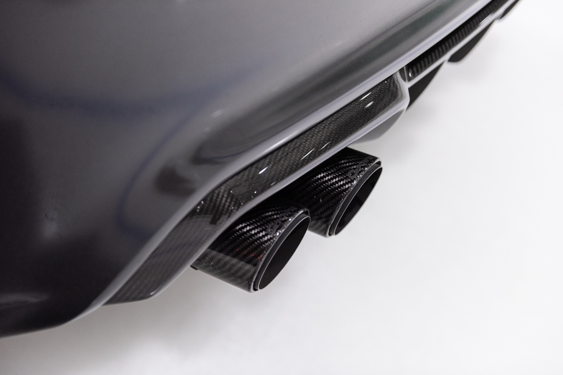 Can canh BMW M2 CS voi goi do manh hon Ferrari 458 Speciale anh 6