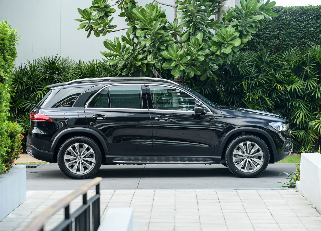 Mercedes-Benz GLE 350 de ra mat tai Thai Lan anh 2