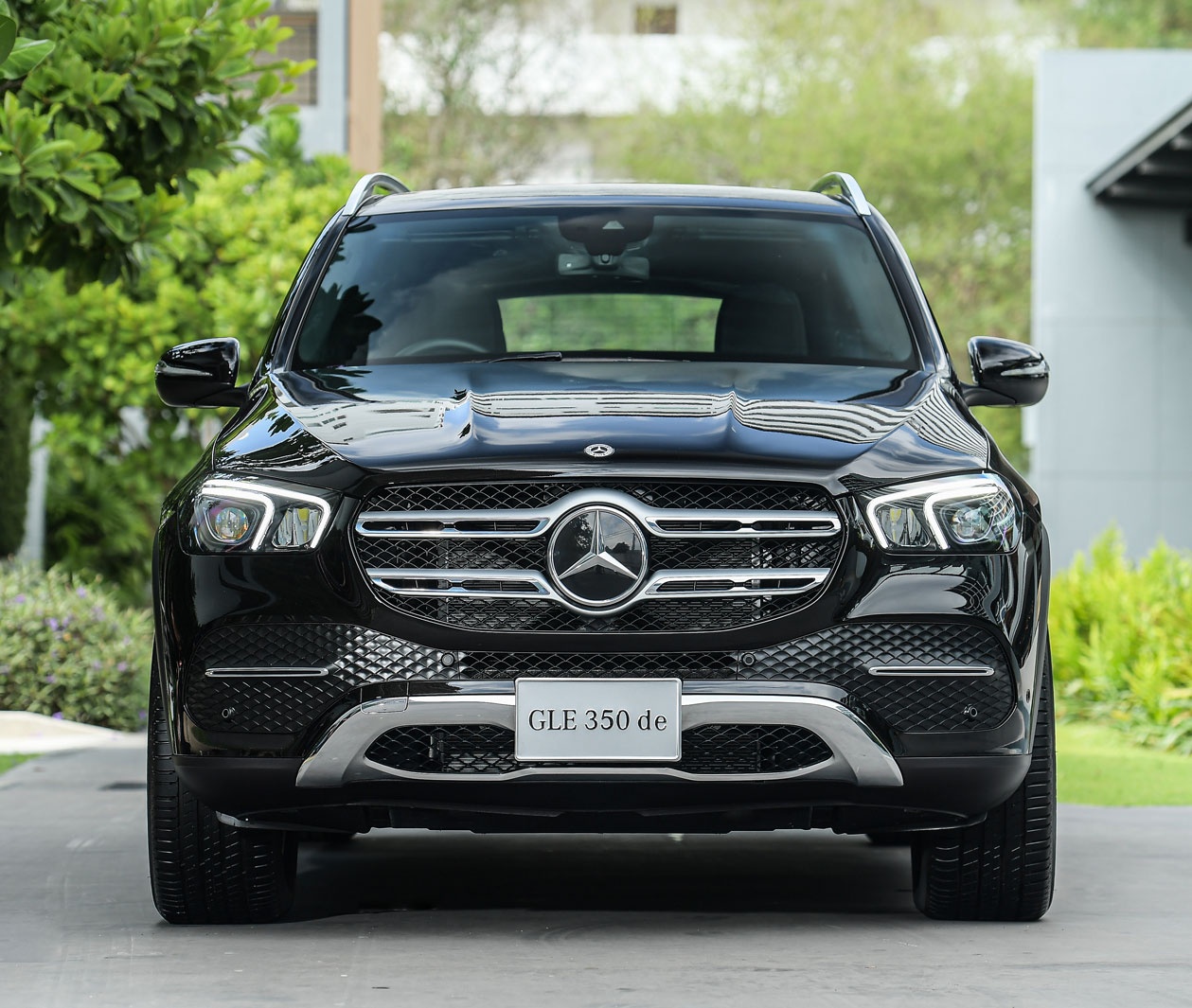 Mercedes-Benz GLE 350 de ra mắt tại Thái Lan ảnh 3 Mercedes-Benz GLE 350 de ra mat tai Thai Lan anh 3