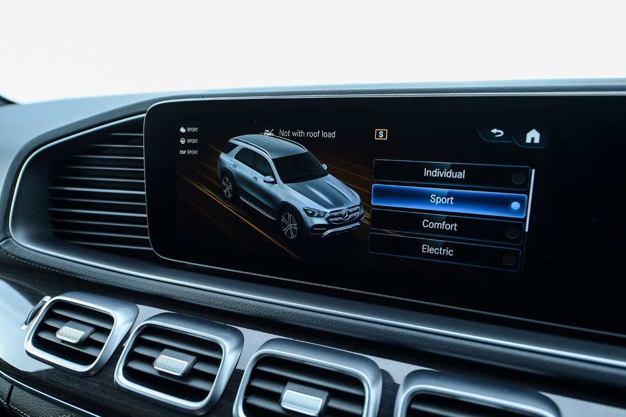 Mercedes-Benz GLE 350 de ra mắt tại Thái Lan ảnh 15 Mercedes-Benz GLE 350 de ra mat tai Thai Lan anh 15