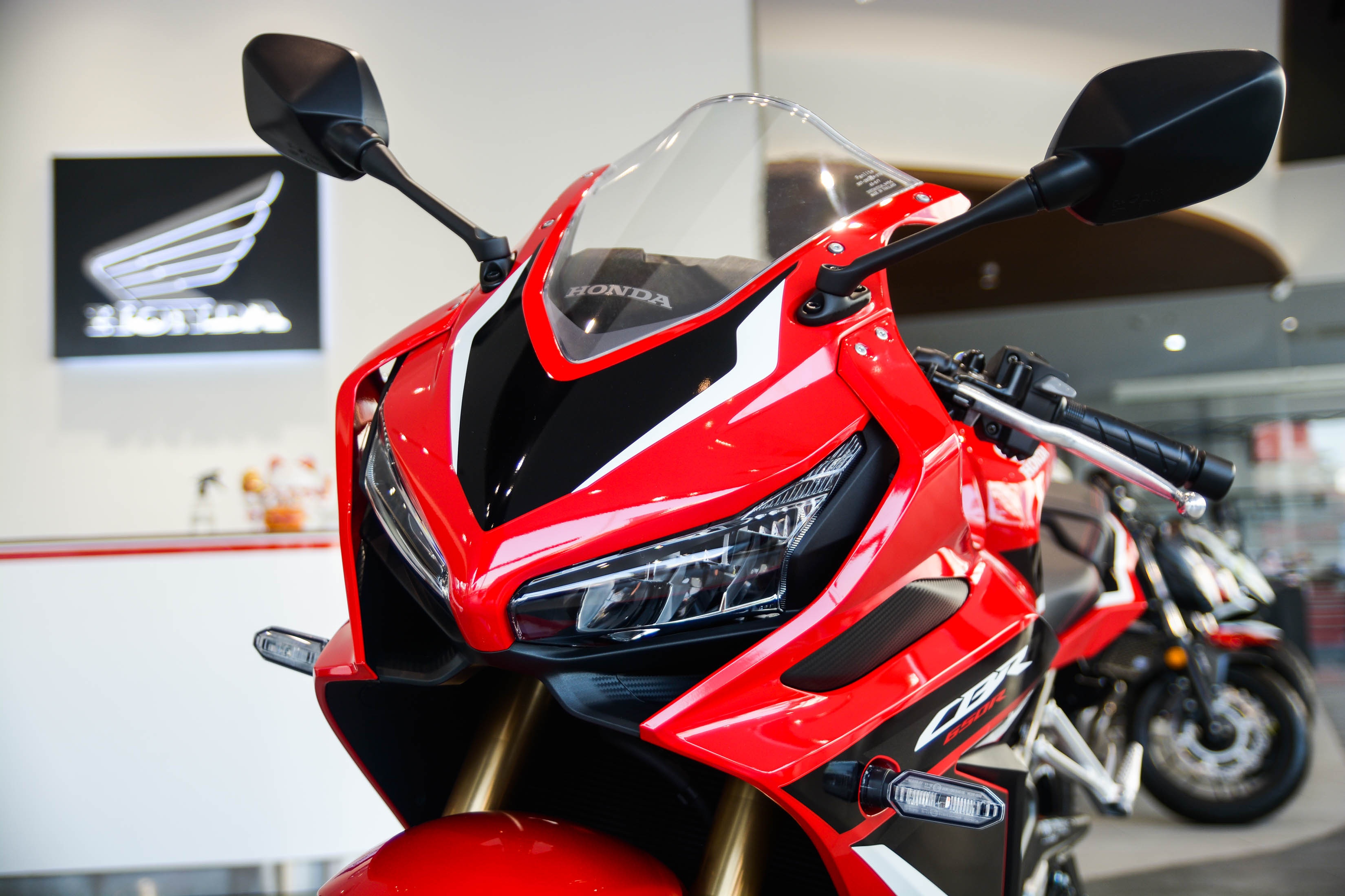 Honda CBR650R mới về đại lý ảnh 4 Honda CBR650R moi ve dai ly anh 4