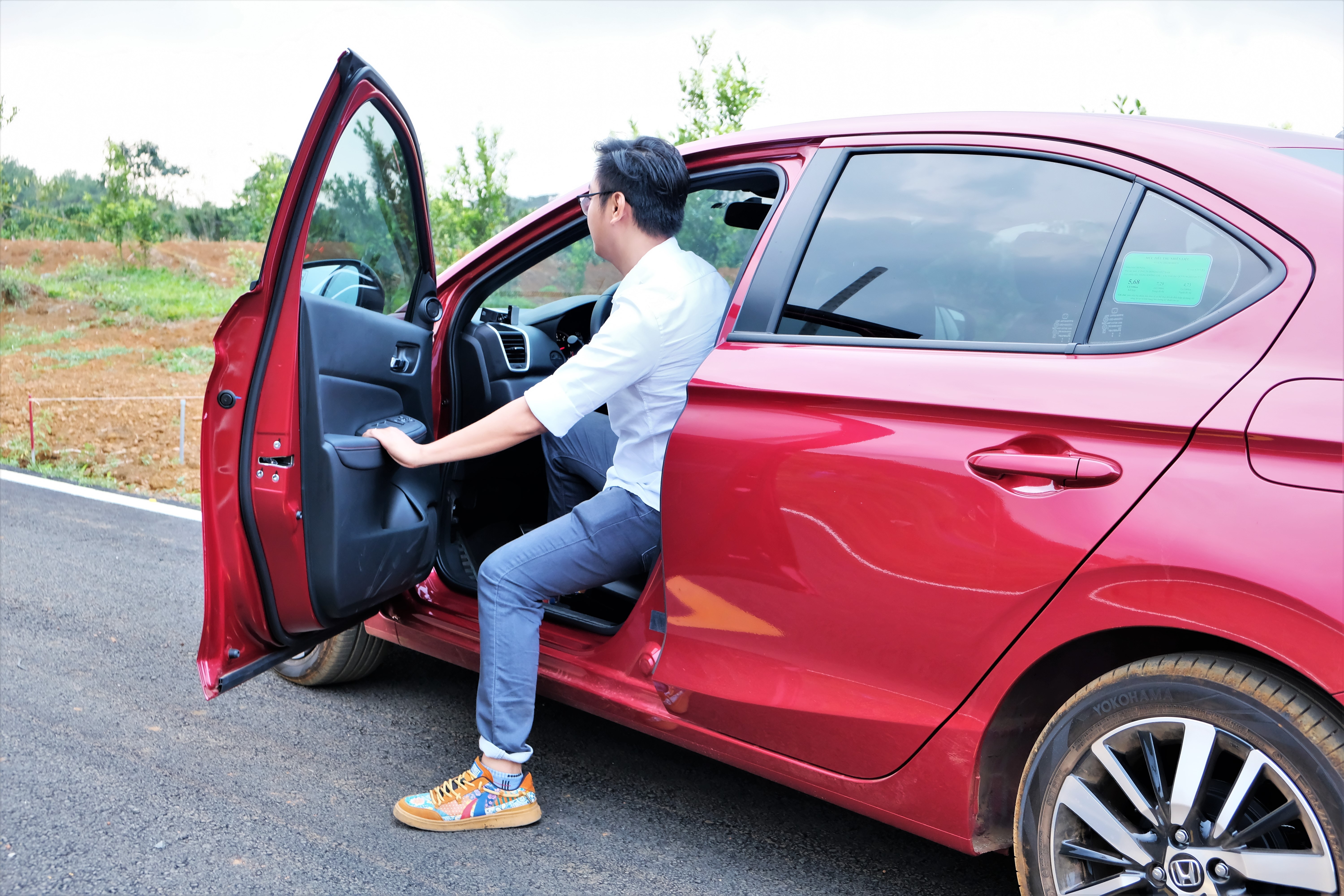 Những tình huống gây nguy hiểm lái mới hay mắc phải ảnh 2 Nhung tinh huong gay nguy hiem lai moi hay mac phai anh 2