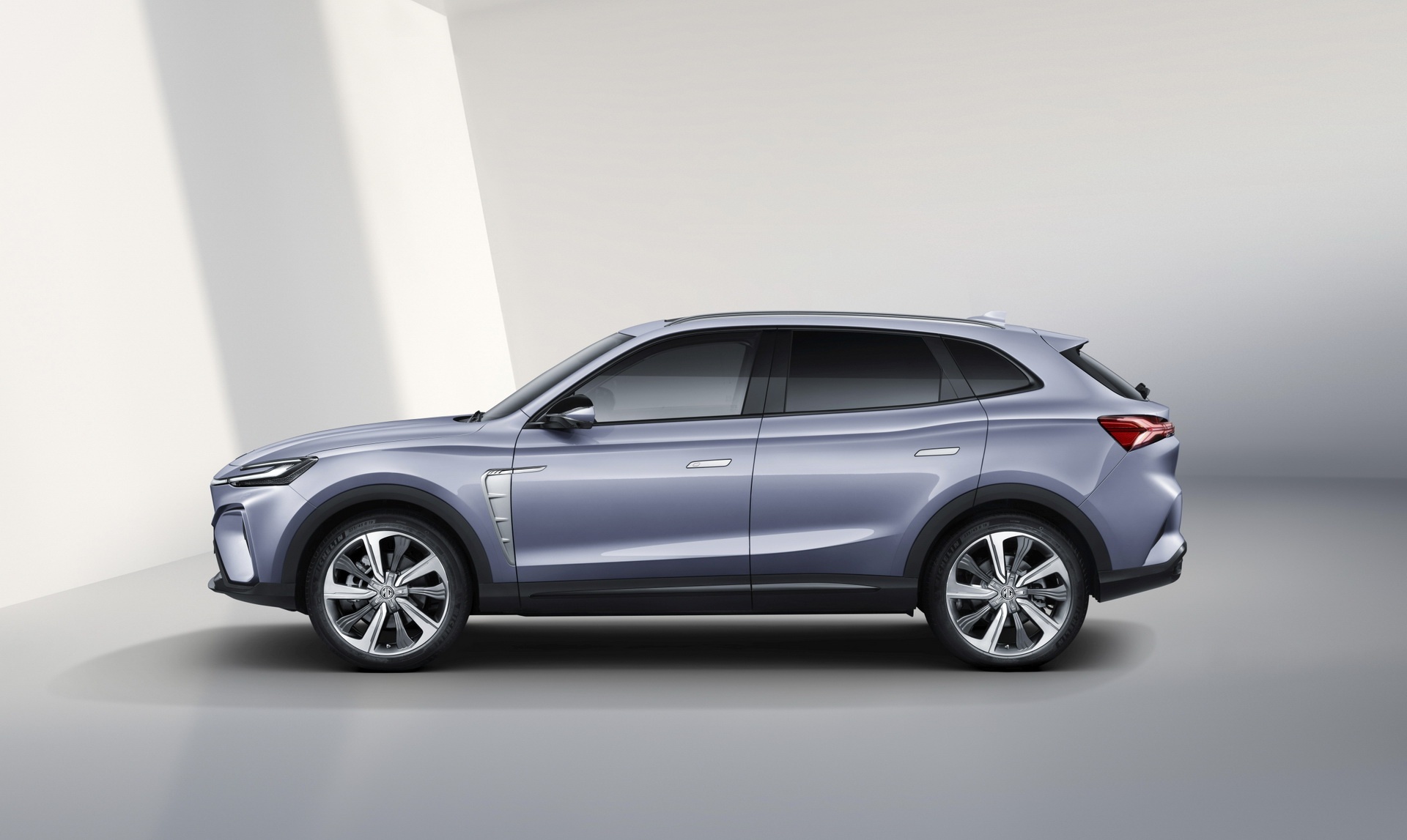 MG chuan bi ra mat SUV dien anh 2