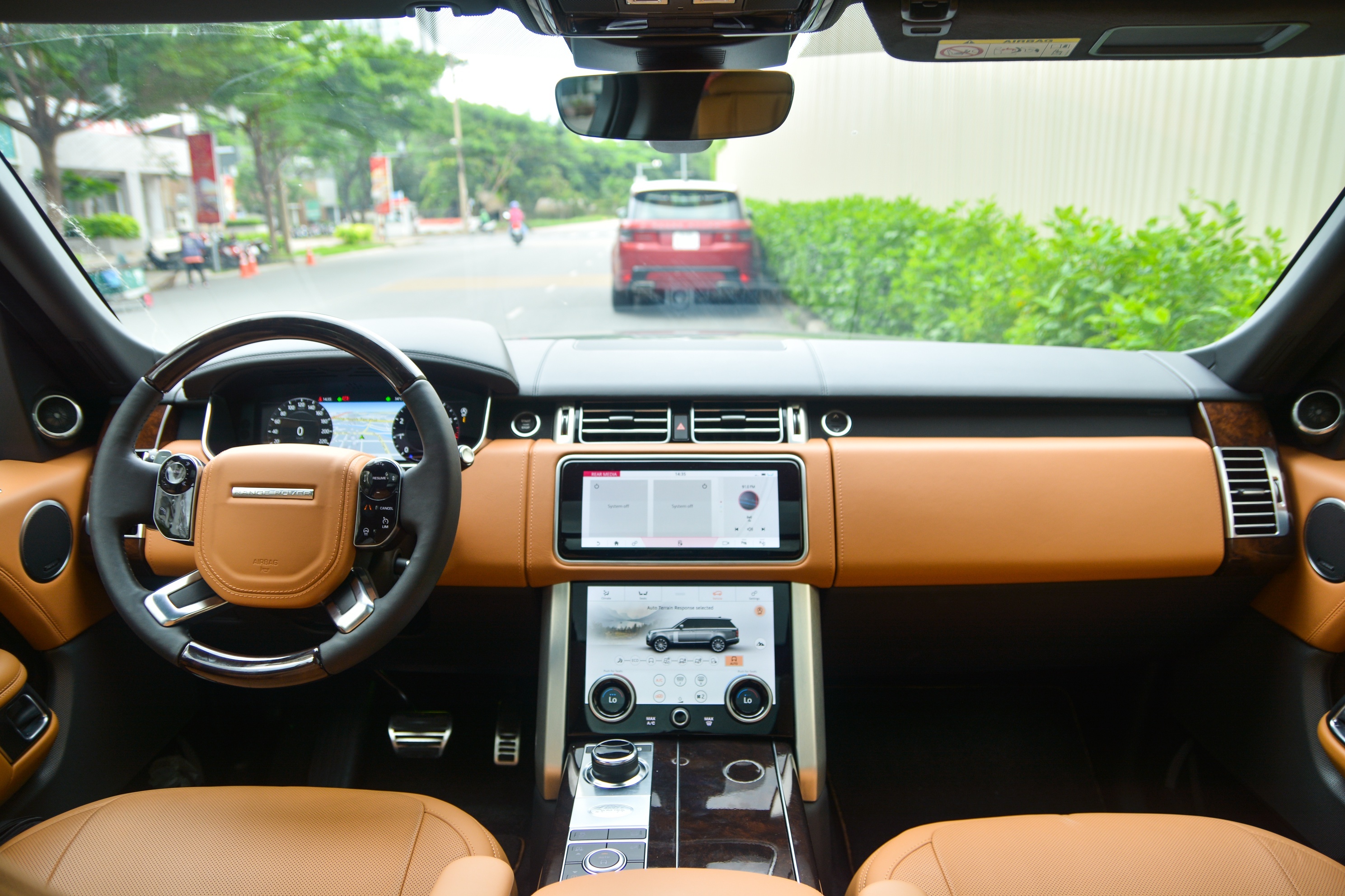 Viet Nam thuoc nhom cac quoc gia mua xe Range Rover dat nhat the gioi anh 1