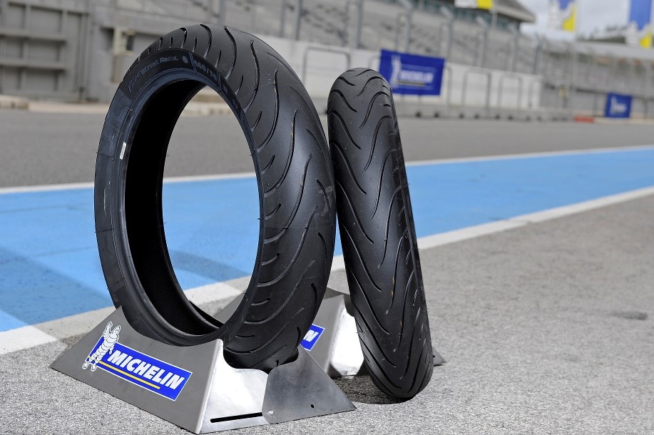 4 mẫu lốp đáng cân nhắc cho xe máy phổ thông ảnh 2 4 mau lop dang can nhac cho xe may pho thong anh 2