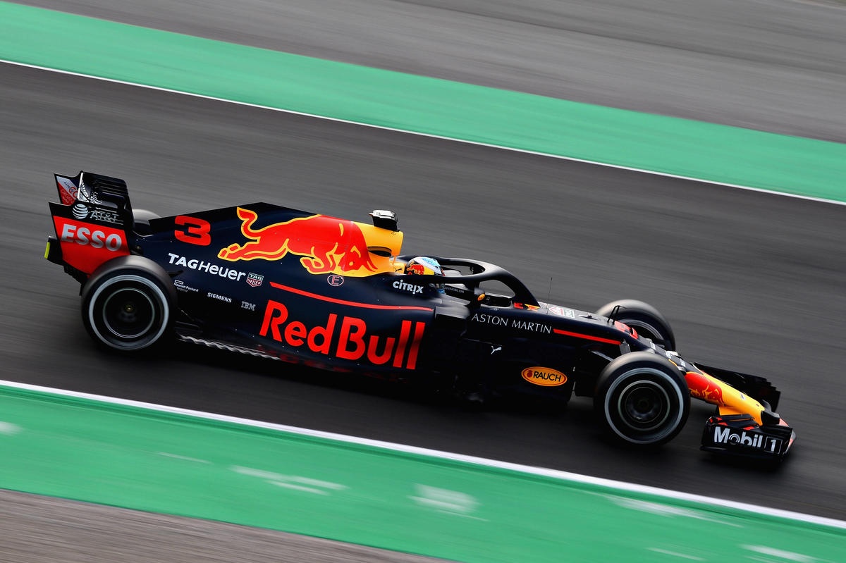 F1 Viet Nam dung vo thoi han, dua xe trong nuoc di ve dau? hinh anh