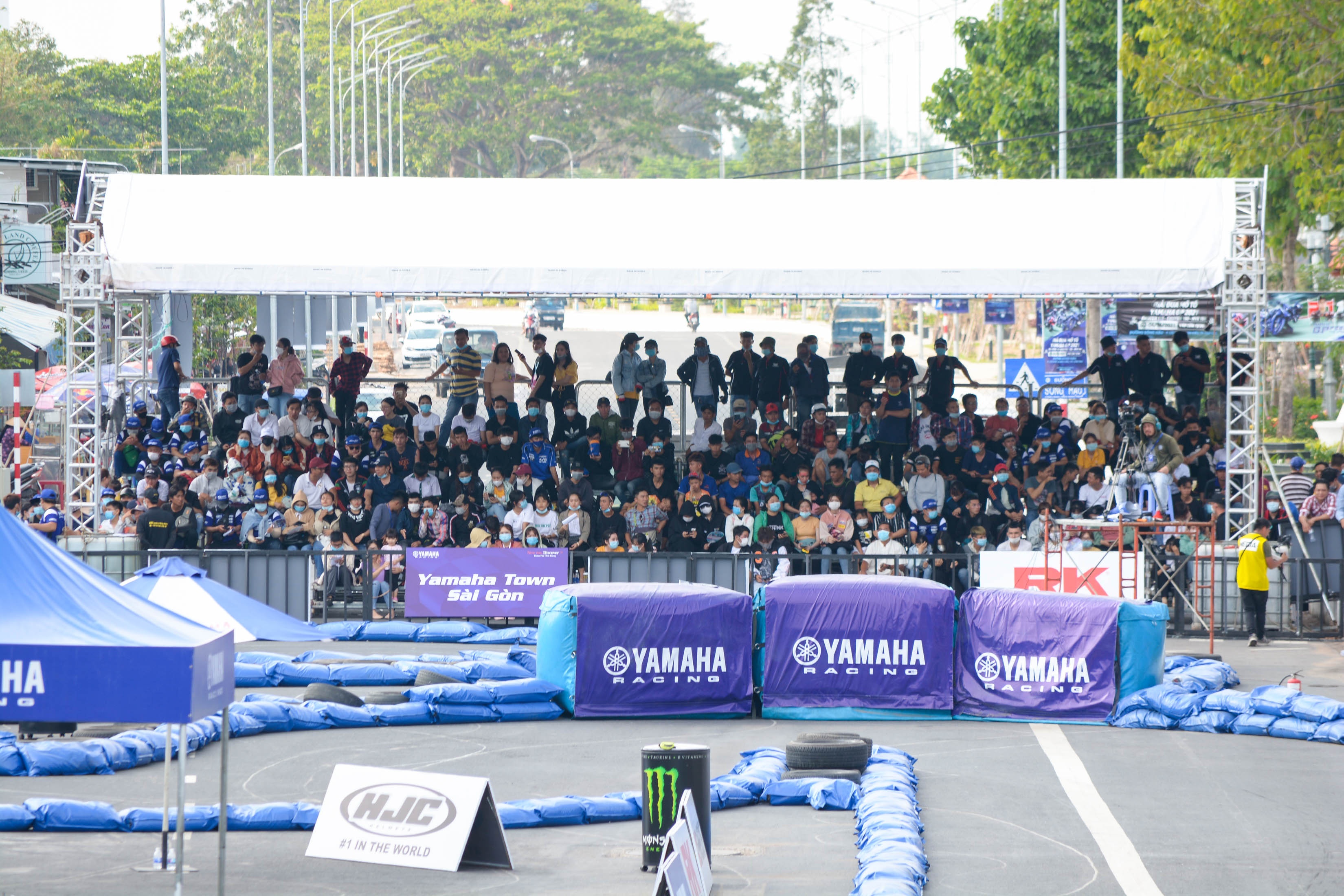 Nhung pha ruot duoi kich tinh tai giai dua xe o Can Tho anh 9