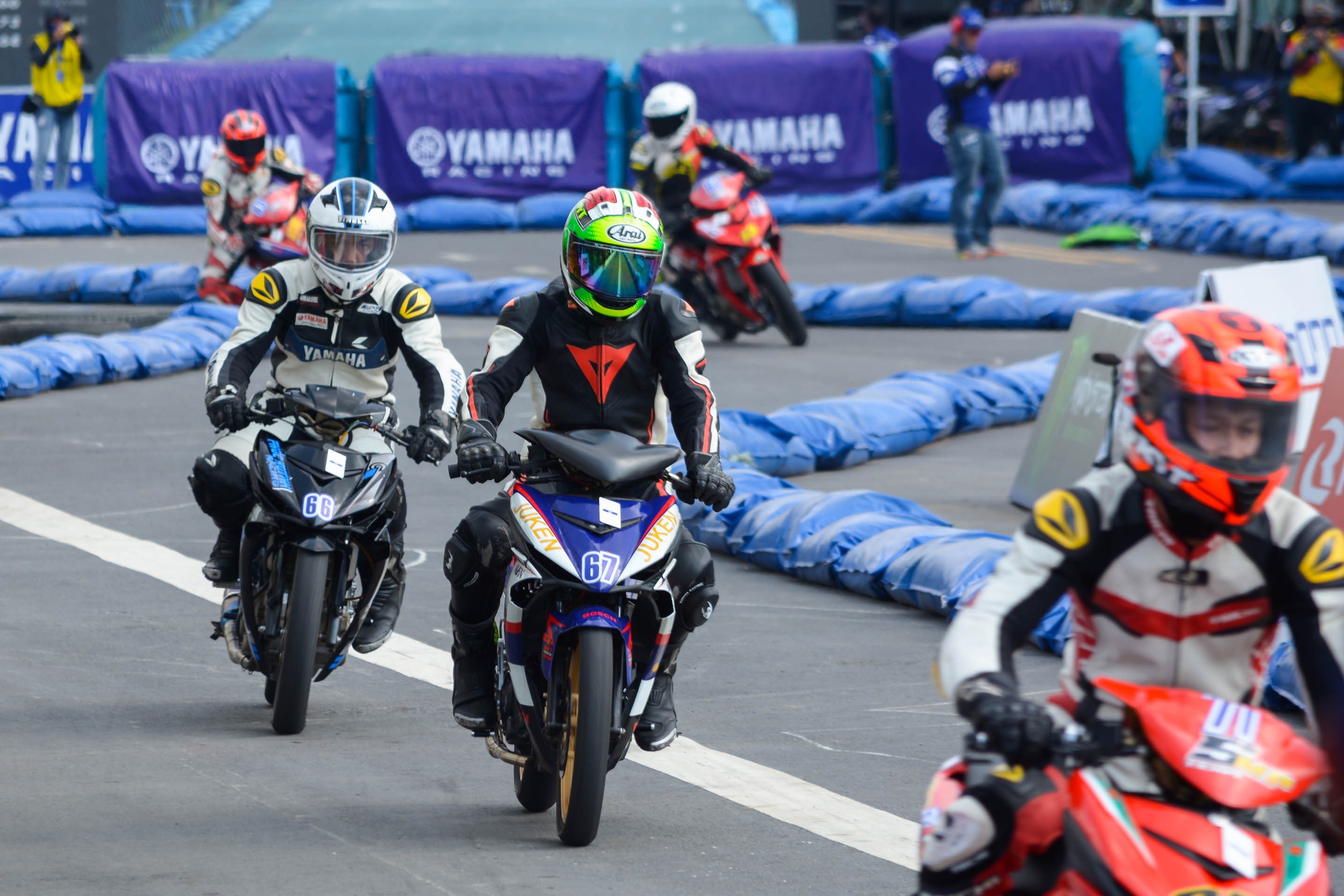 Nhung pha ruot duoi kich tinh tai giai dua xe o Can Tho anh 10