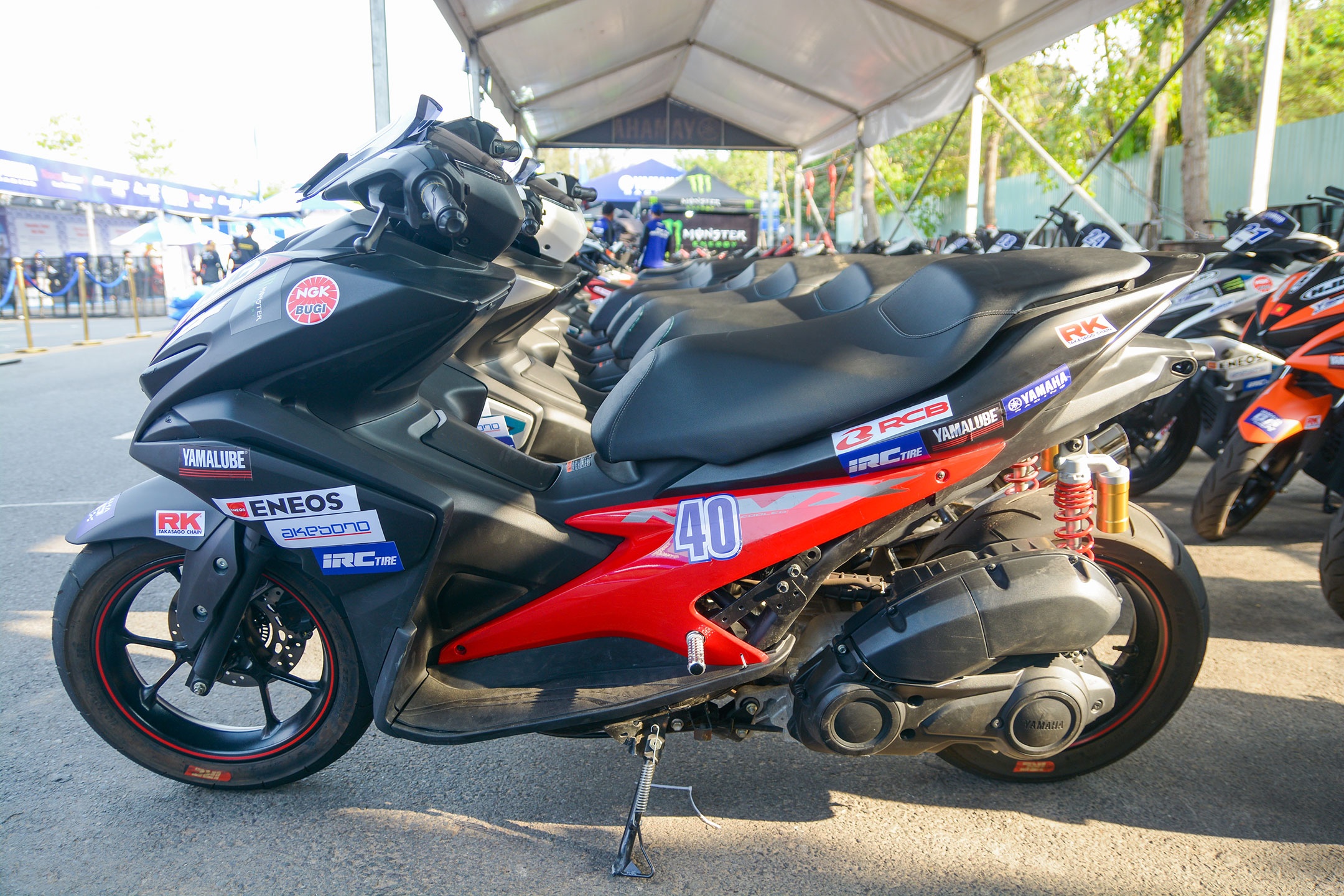 Xe tay ga Yamaha NVX ban dua tai Viet Nam co gi dac biet anh 2