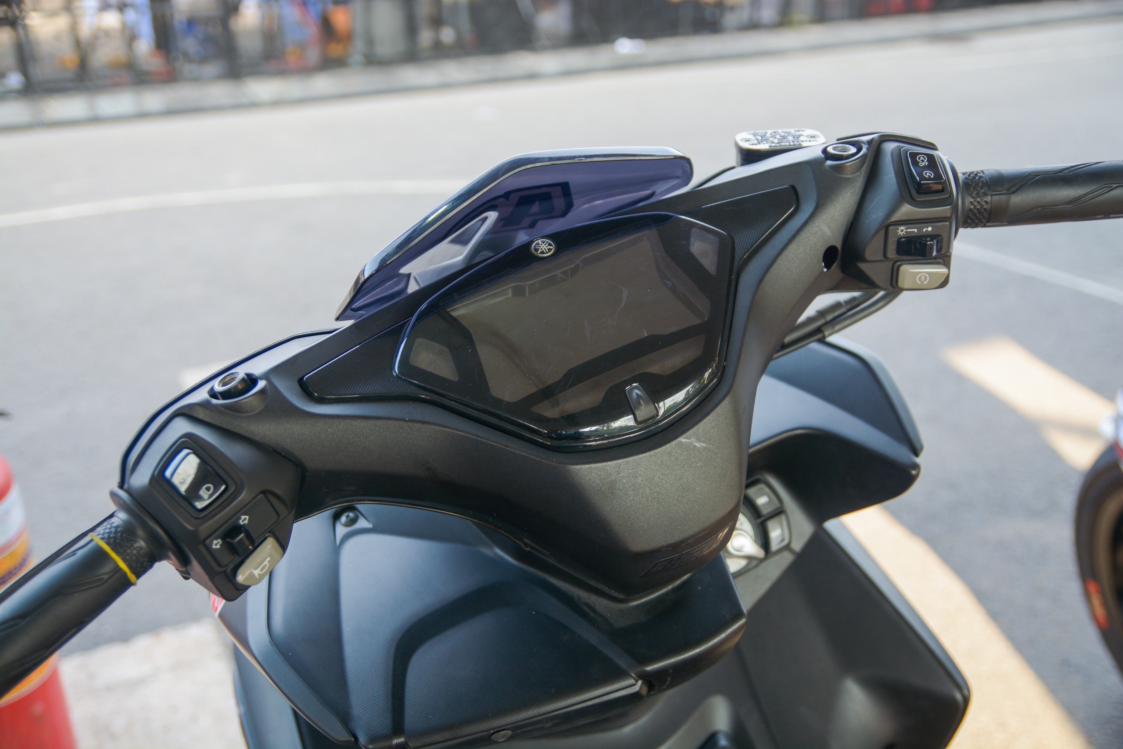 Xe tay ga Yamaha NVX ban dua tai Viet Nam co gi dac biet anh 5