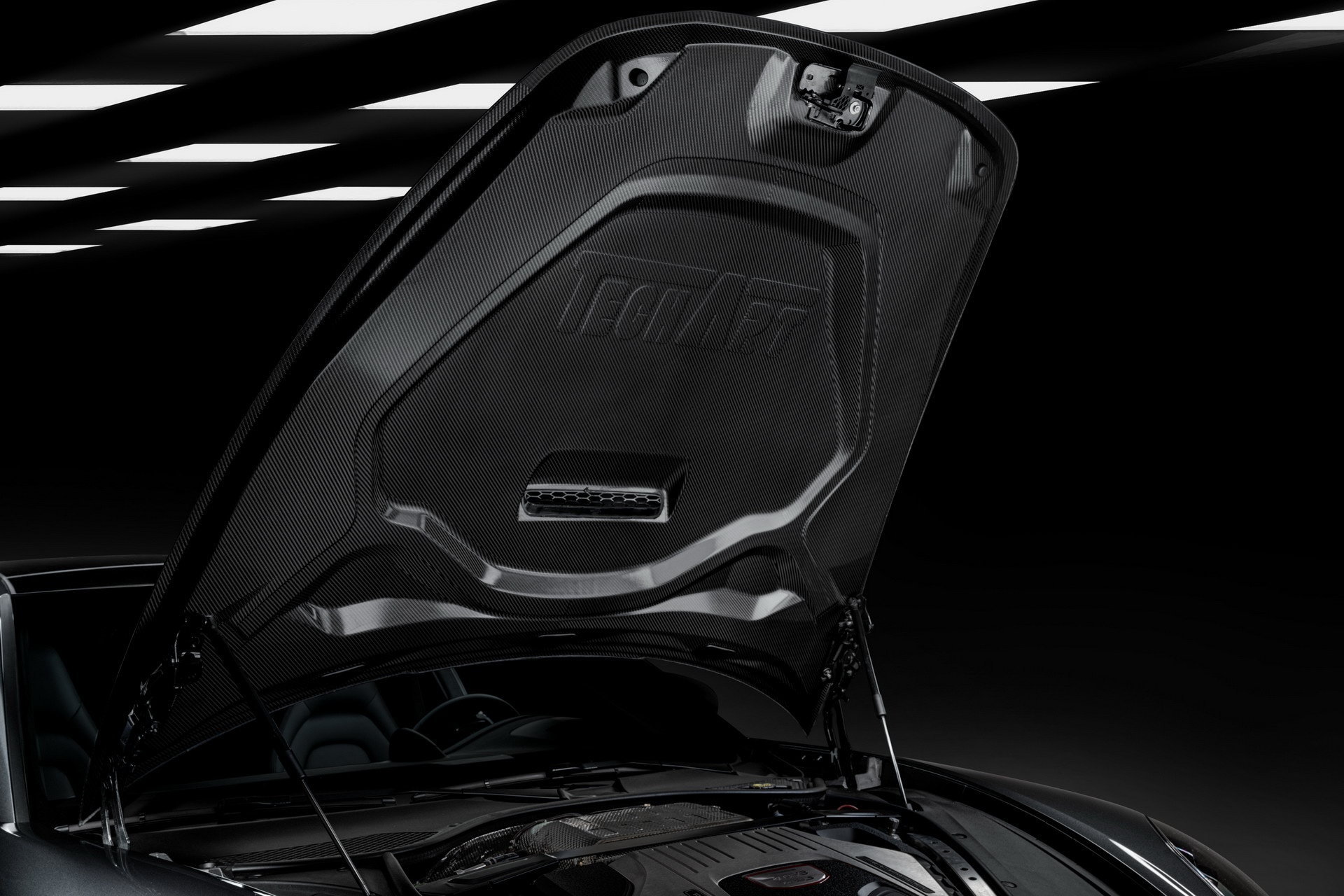 Porsche Panamera voi goi nang cap manh hon 700 ma luc anh 3