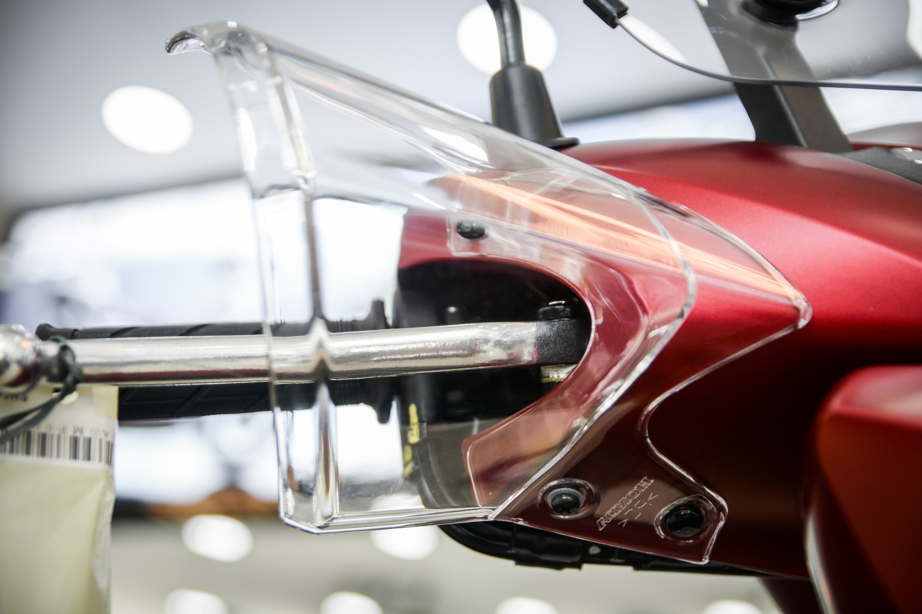 Cận cảnh bộ phụ kiện chính hãng của Honda SH350i tại Việt Nam ảnh 5 Can canh bo phu kien chinh hang cua Honda SH350i tai Viet Nam anh 5