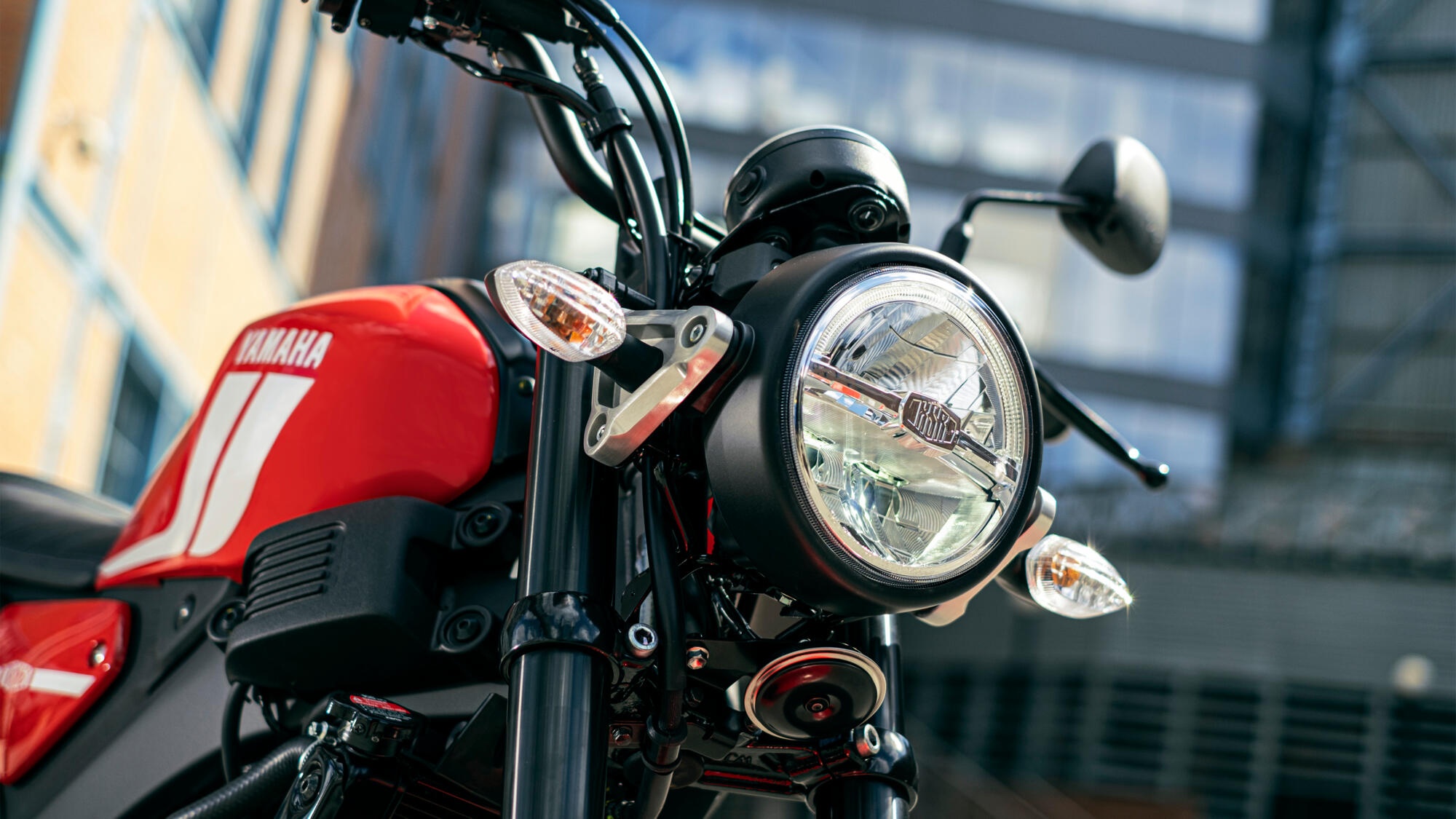 Yamaha XSR 125 vua ra mat tai chau Au anh 3