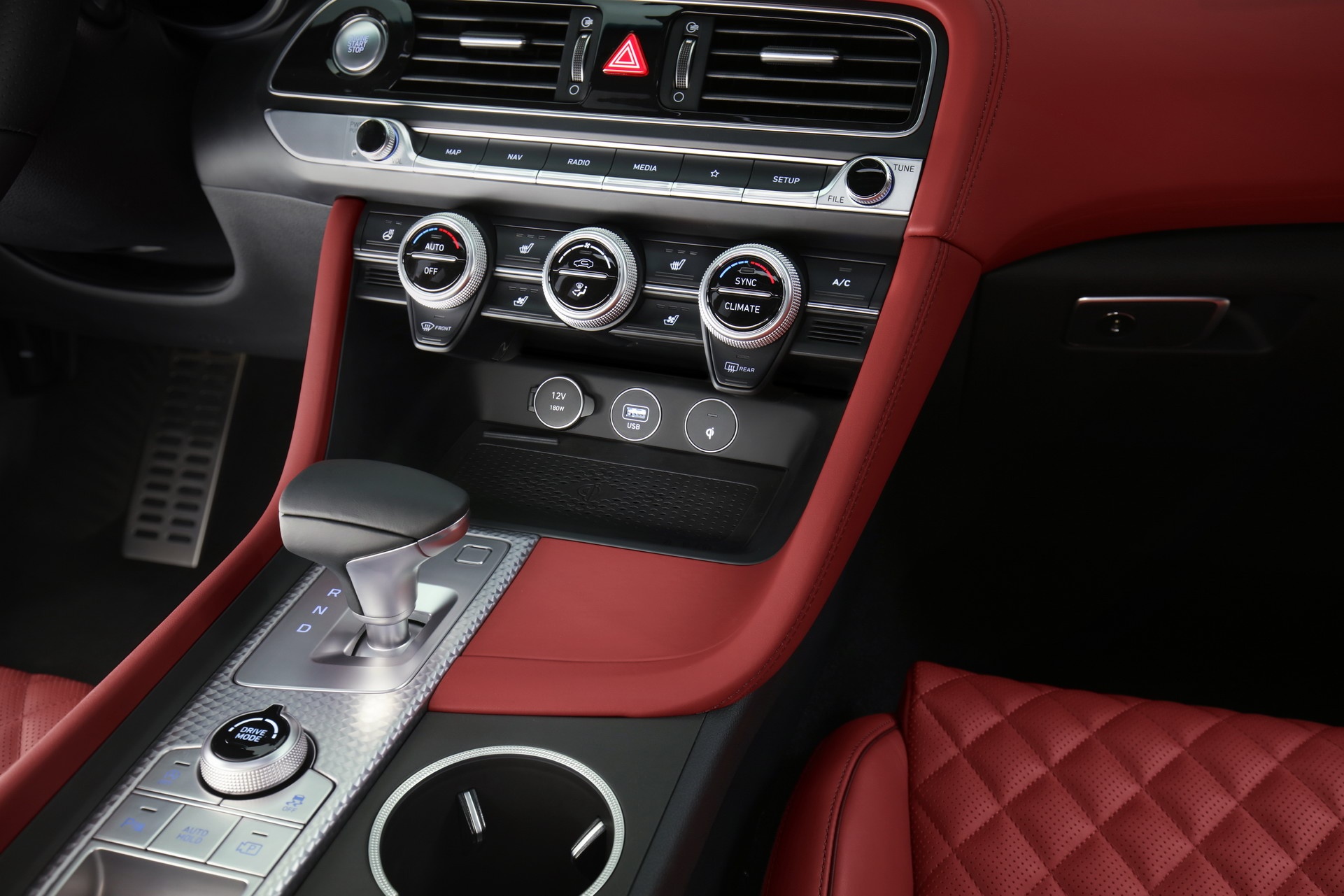 Genesis G70 Shooting Brake lộ diện ảnh 8 Genesis G70 Shooting Brake lo dien anh 8