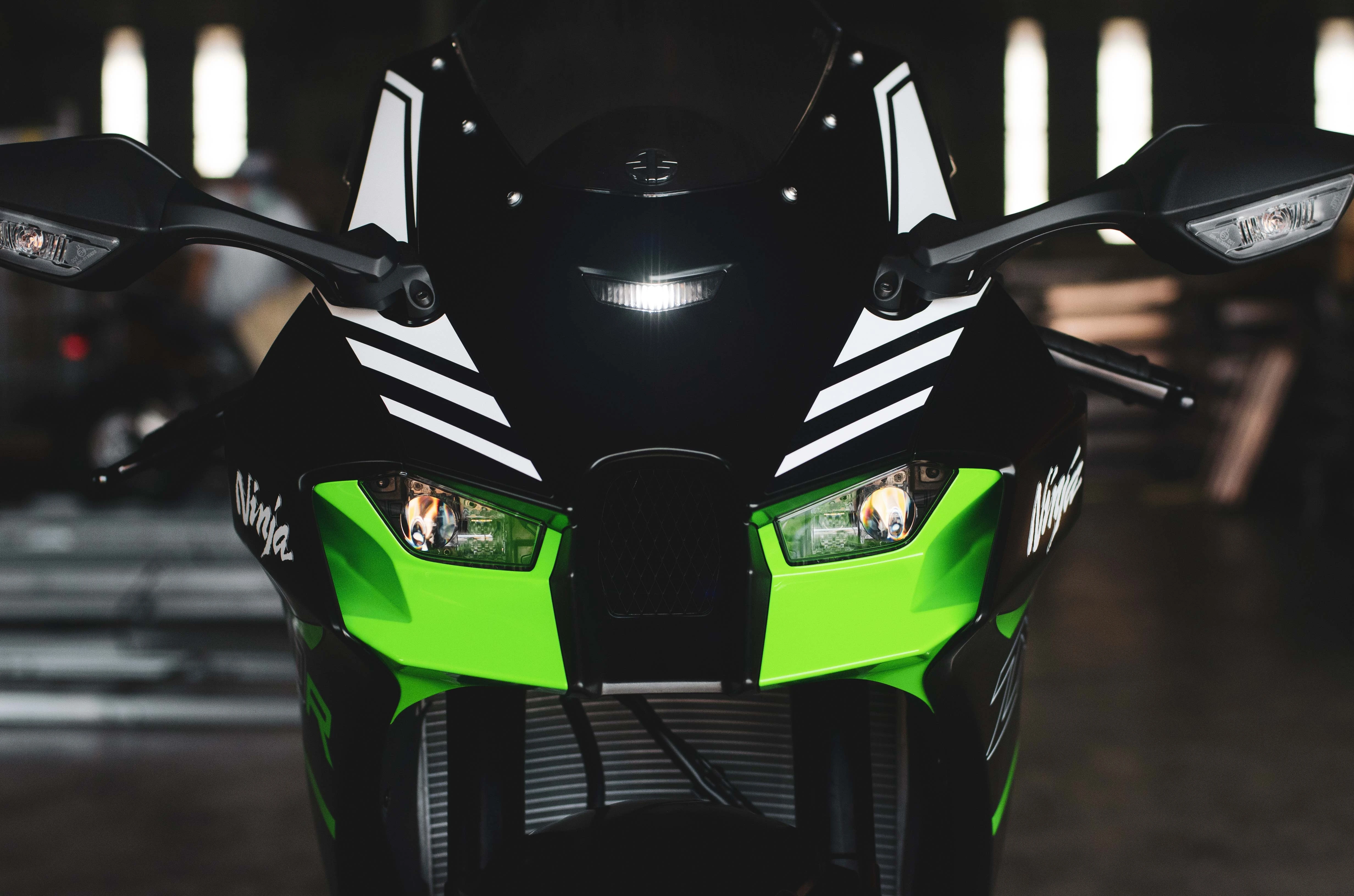 Kawasaki ZX-10R 2021 xuat hien tai Viet Nam anh 1