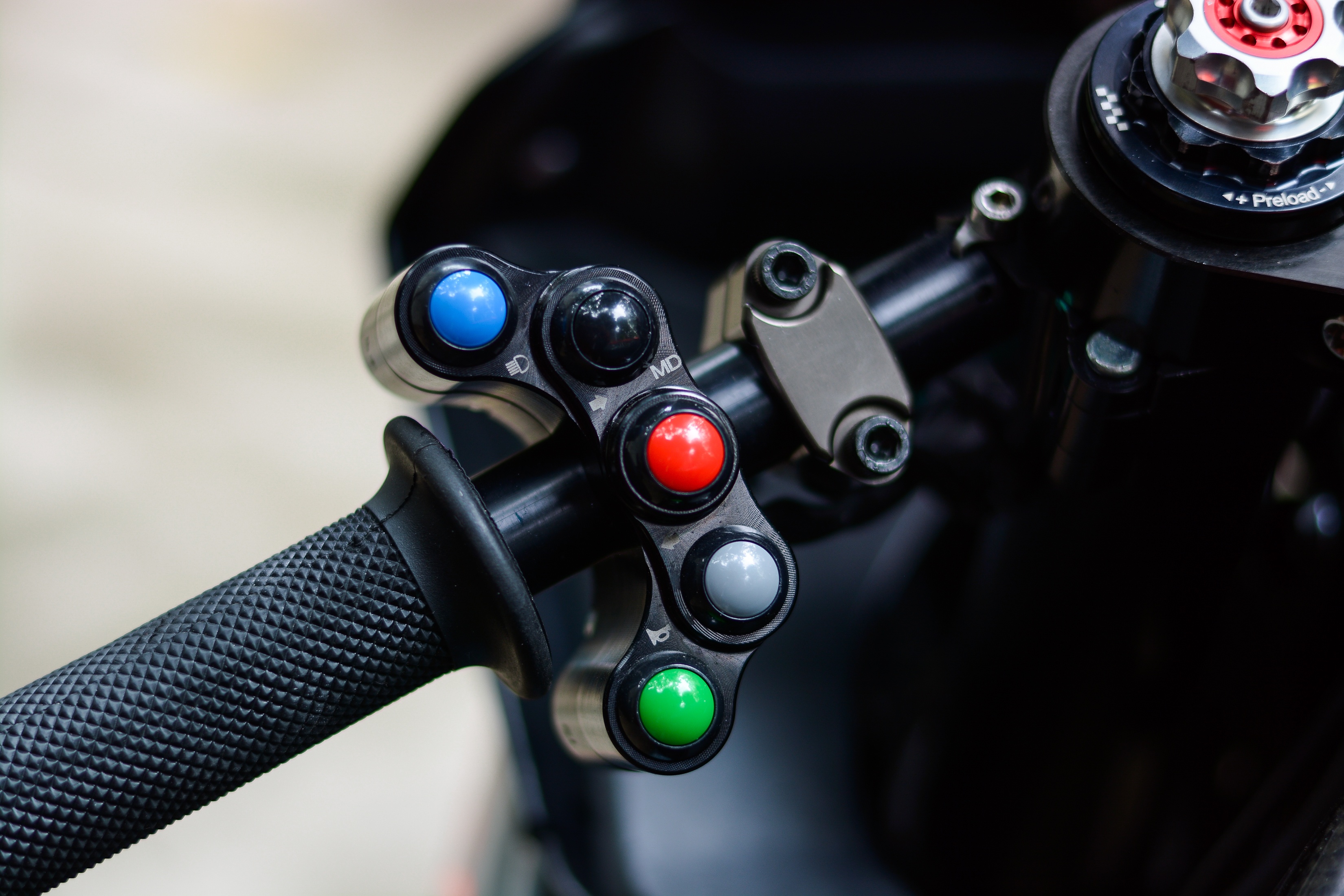 Yamaha YZF-R1 voi dan phu kien gan 500 trieu tai Viet Nam anh 5