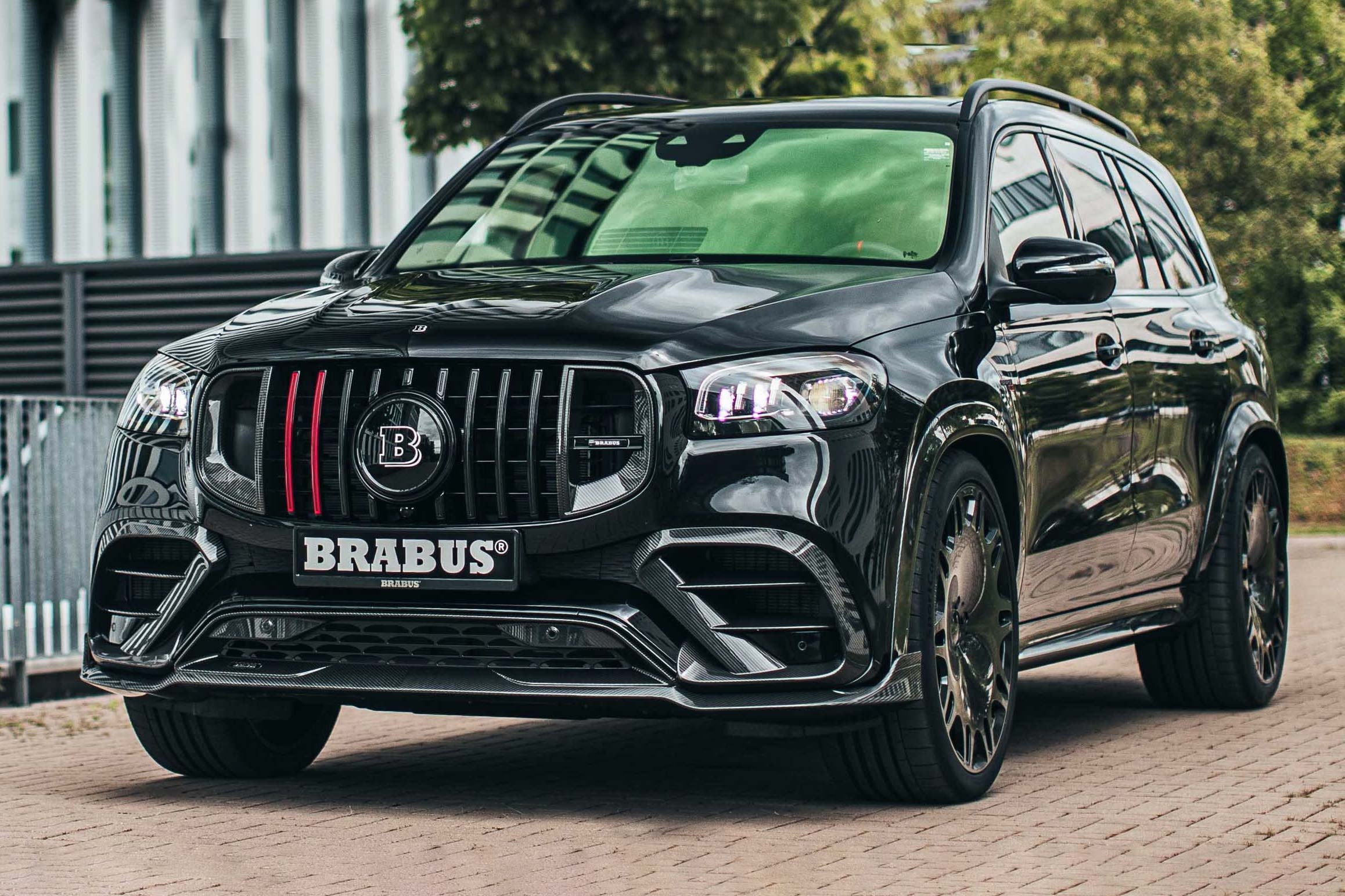 Mercedes-AMG GLS 63 voi goi do Brabus manh 800 ma luc hinh anh