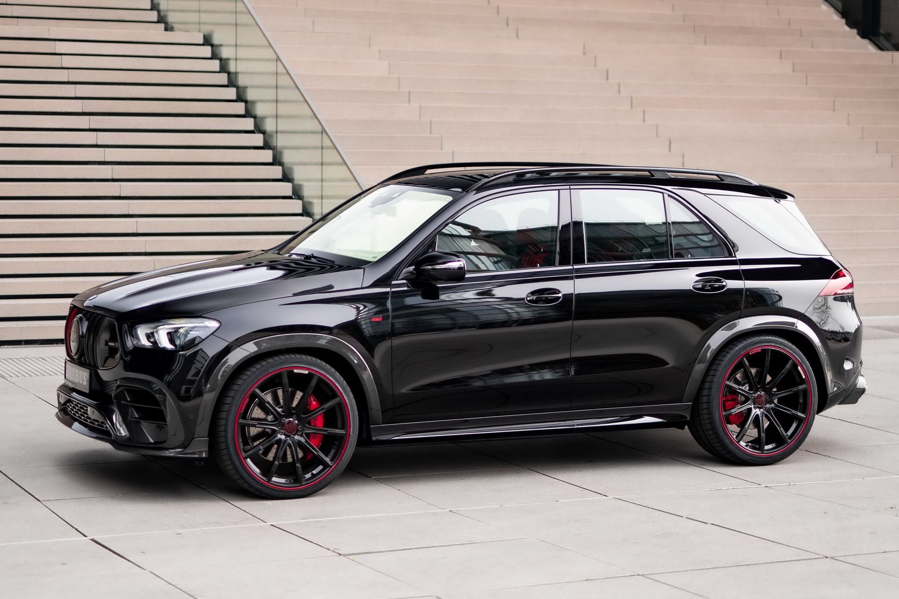 Mercedes-AMG GLE 63 S voi goi do suc manh co gia gan 365.000 USD hinh anh