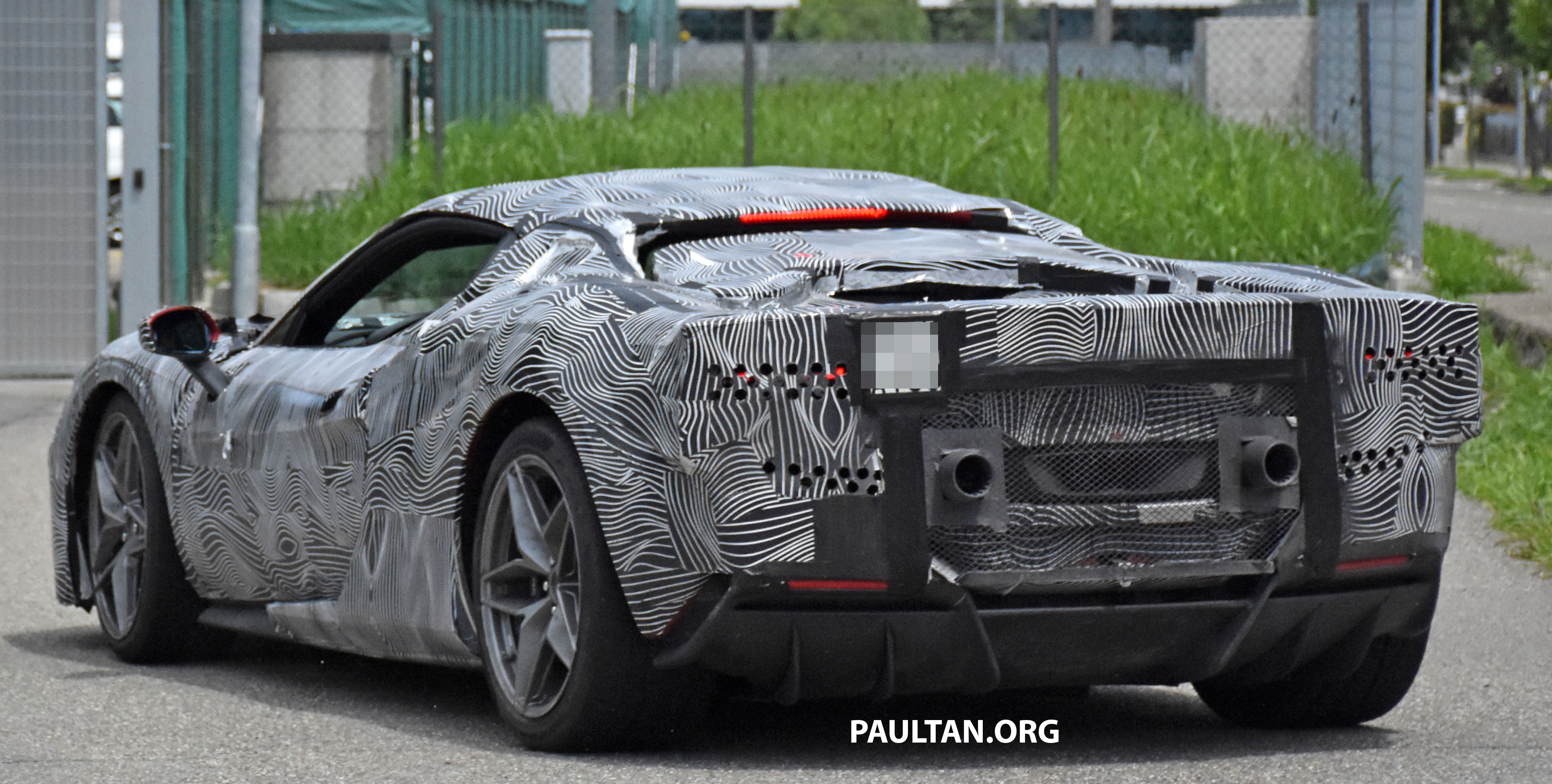 Siêu xe mới của Ferrari ảnh 3 Sieu xe moi cua Ferrari anh 3