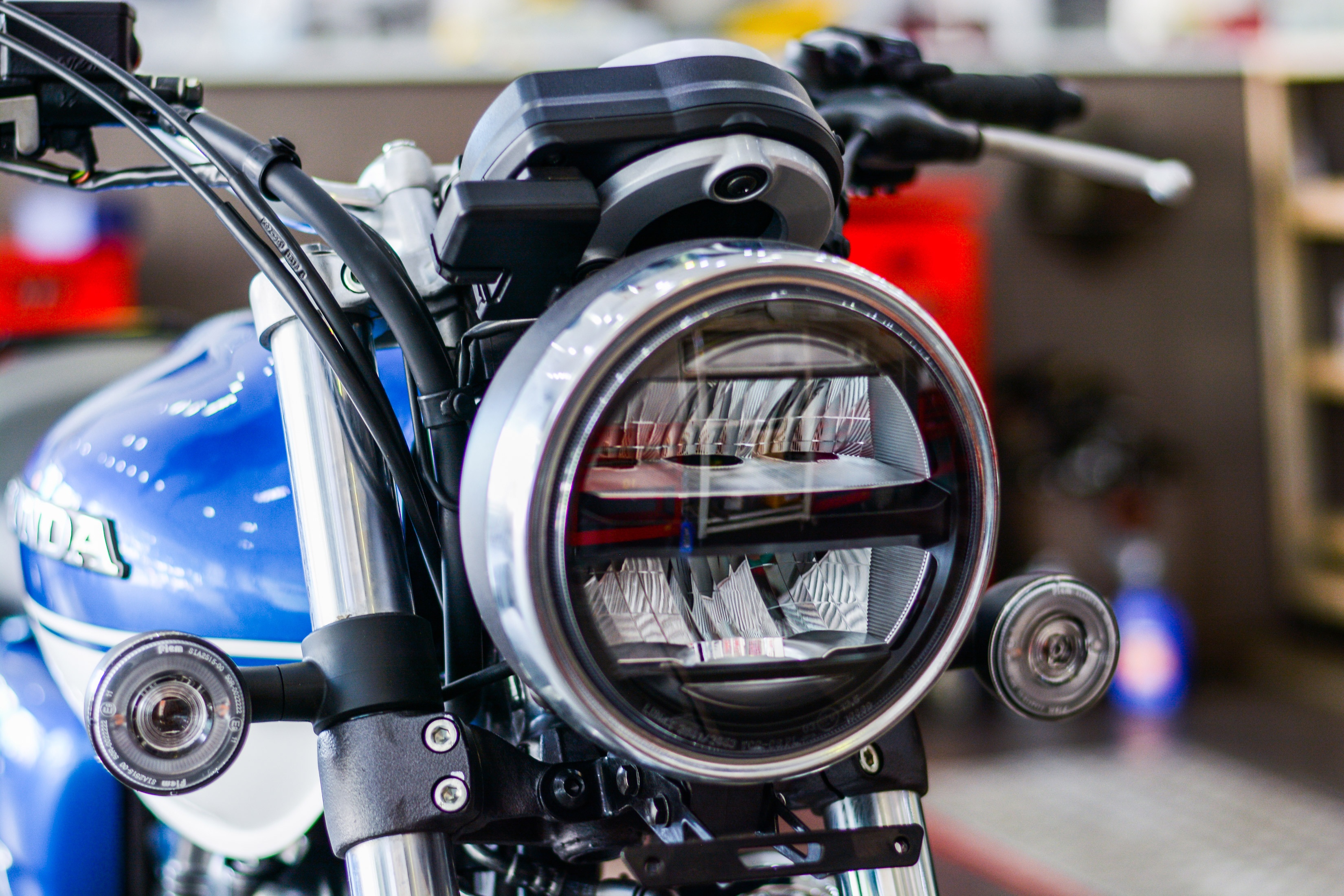 Honda H'ness CB350 DLX Pro xuat hien tai Viet Nam anh 4