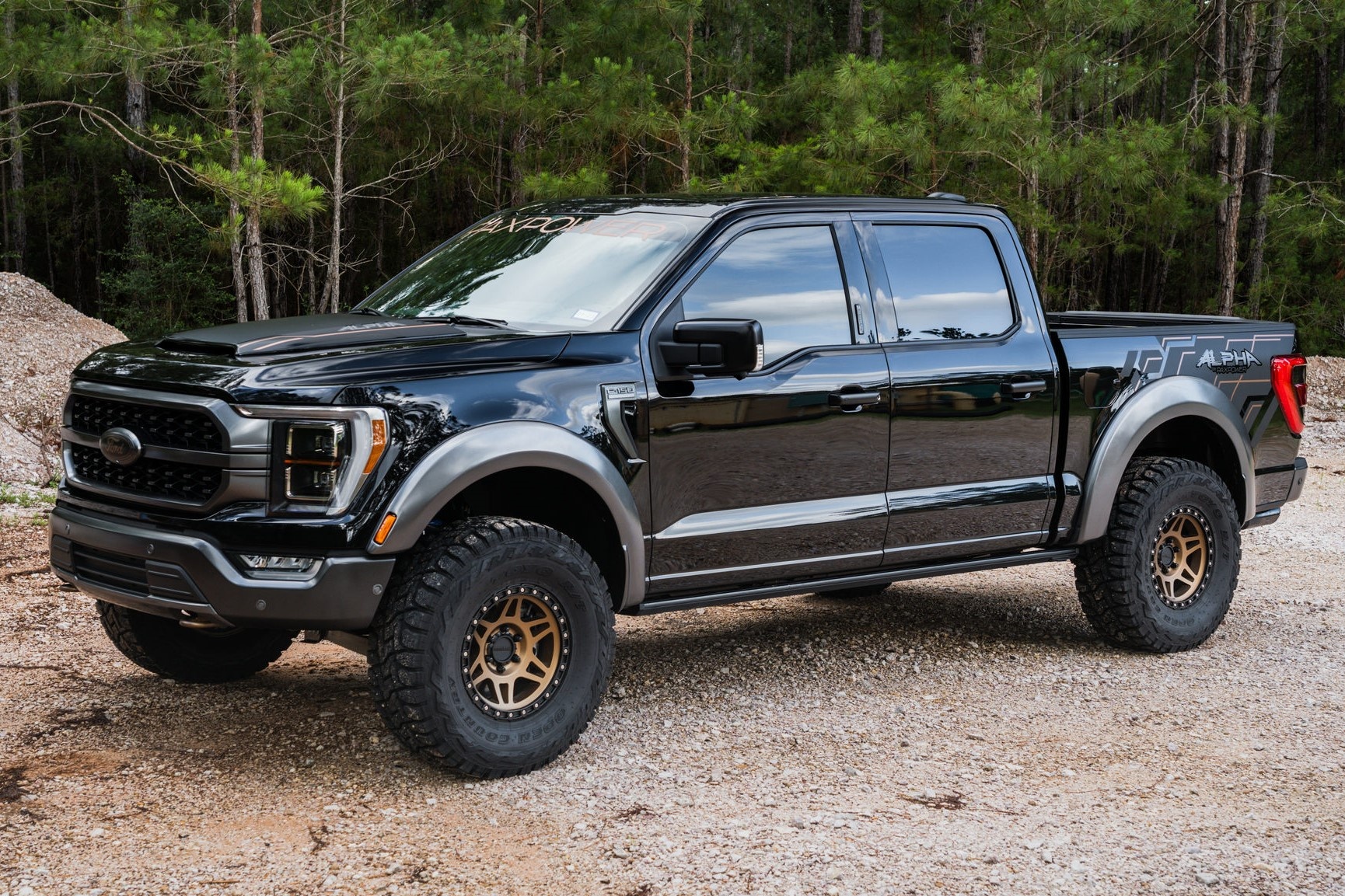 Ban tai Ford F-150 duoc do manh 770 ma luc hinh anh