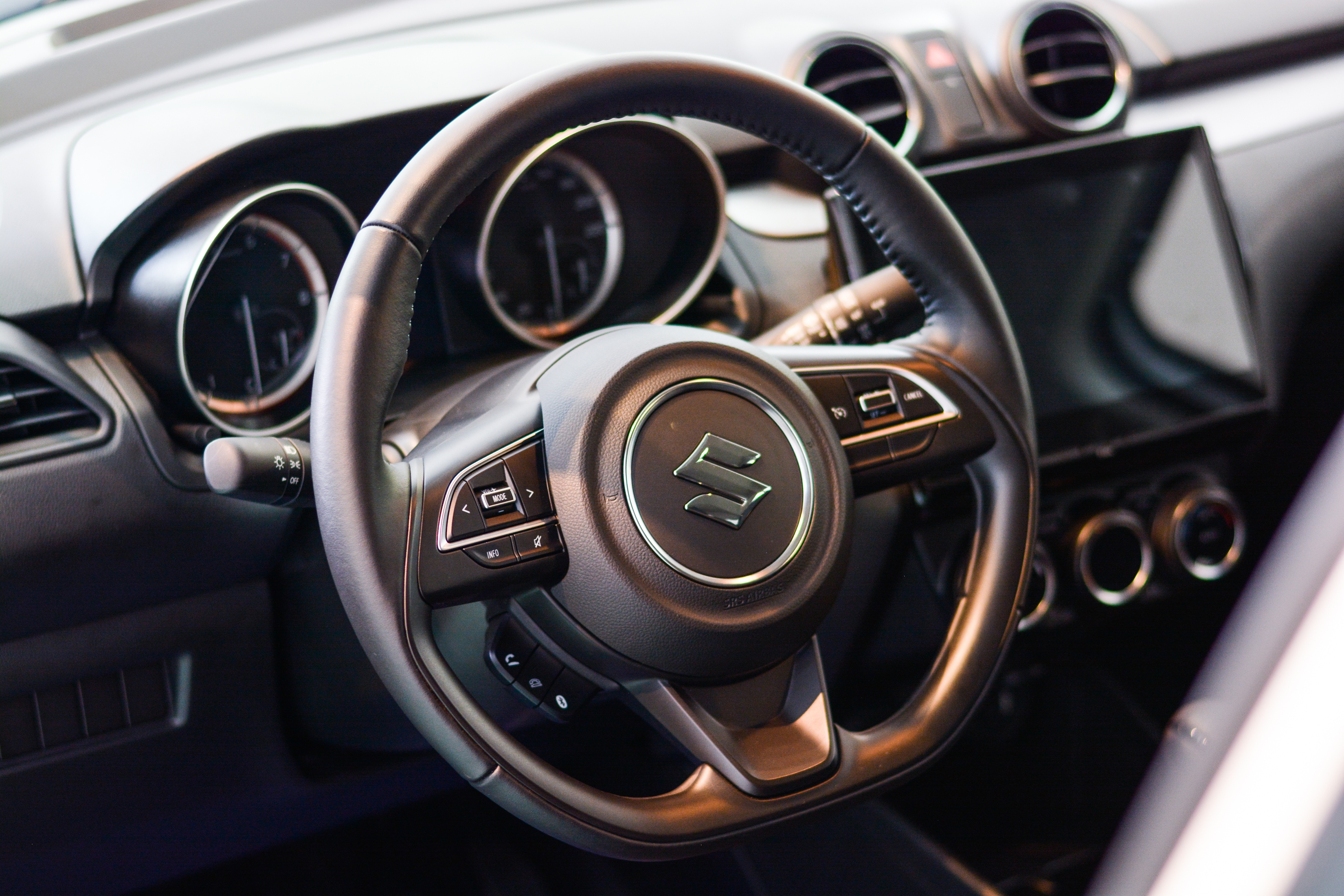 Suzuki Swift 2021 vua ra mat Viet Nam anh 9