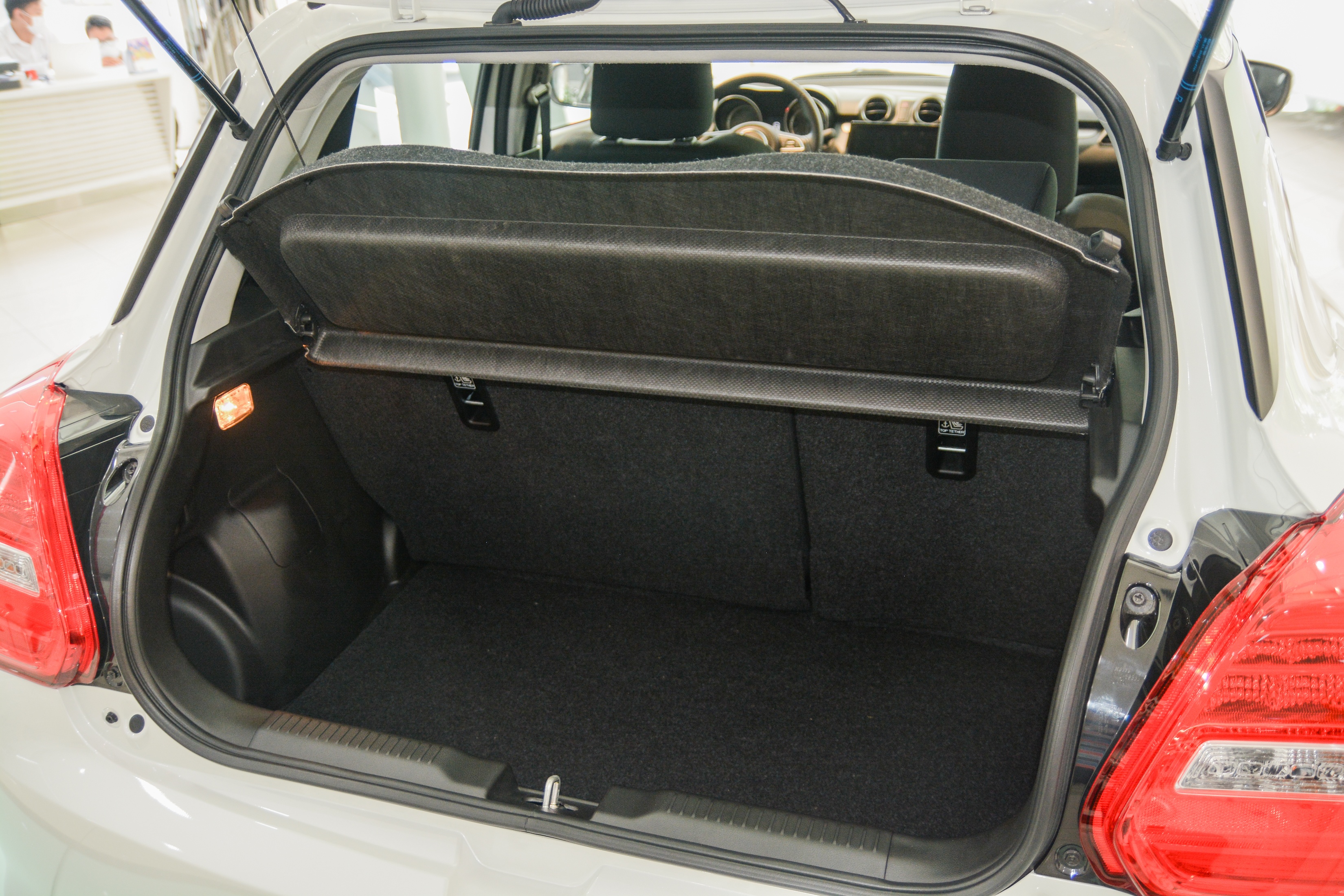 Suzuki Swift 2021 vua ra mat Viet Nam anh 6