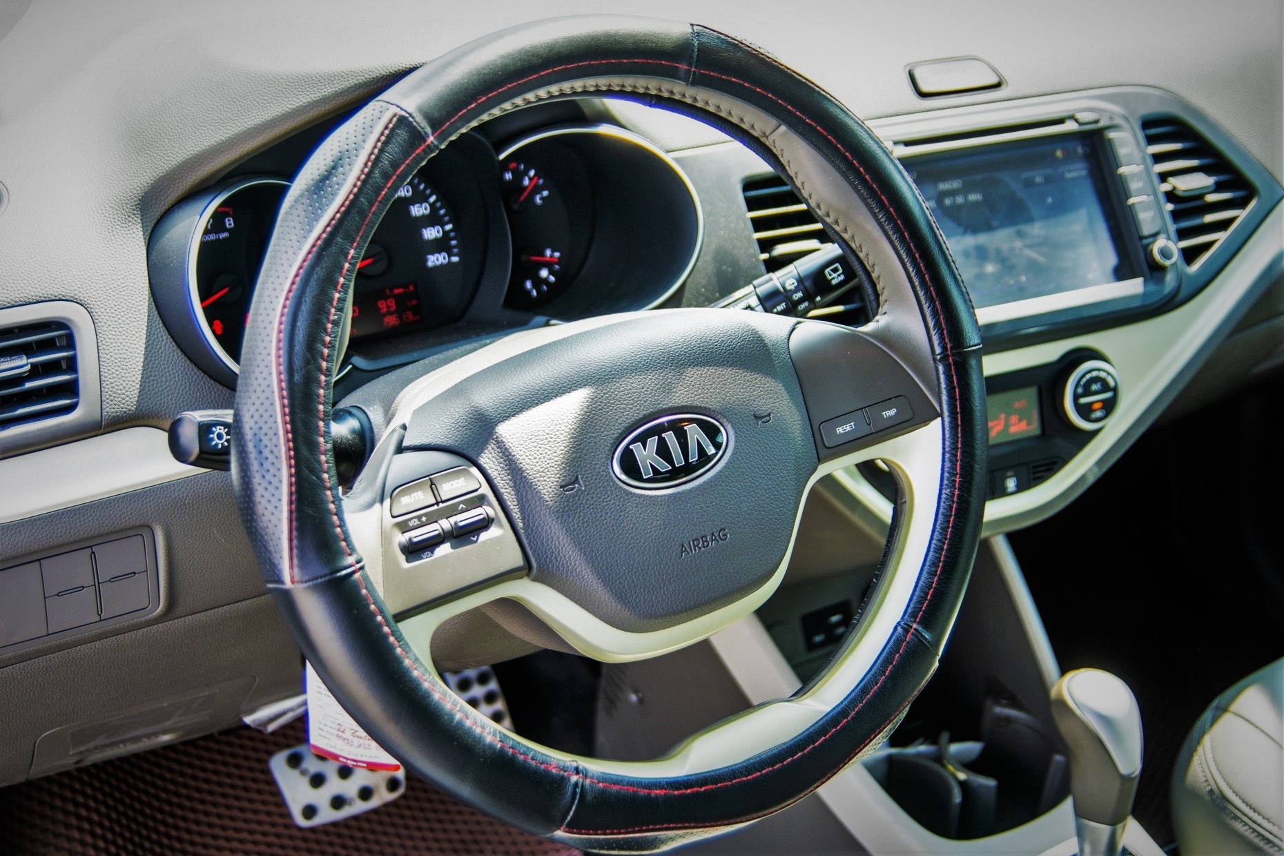 Toi co nen lap them he thong ga tu dong cho Kia Morning? hinh anh