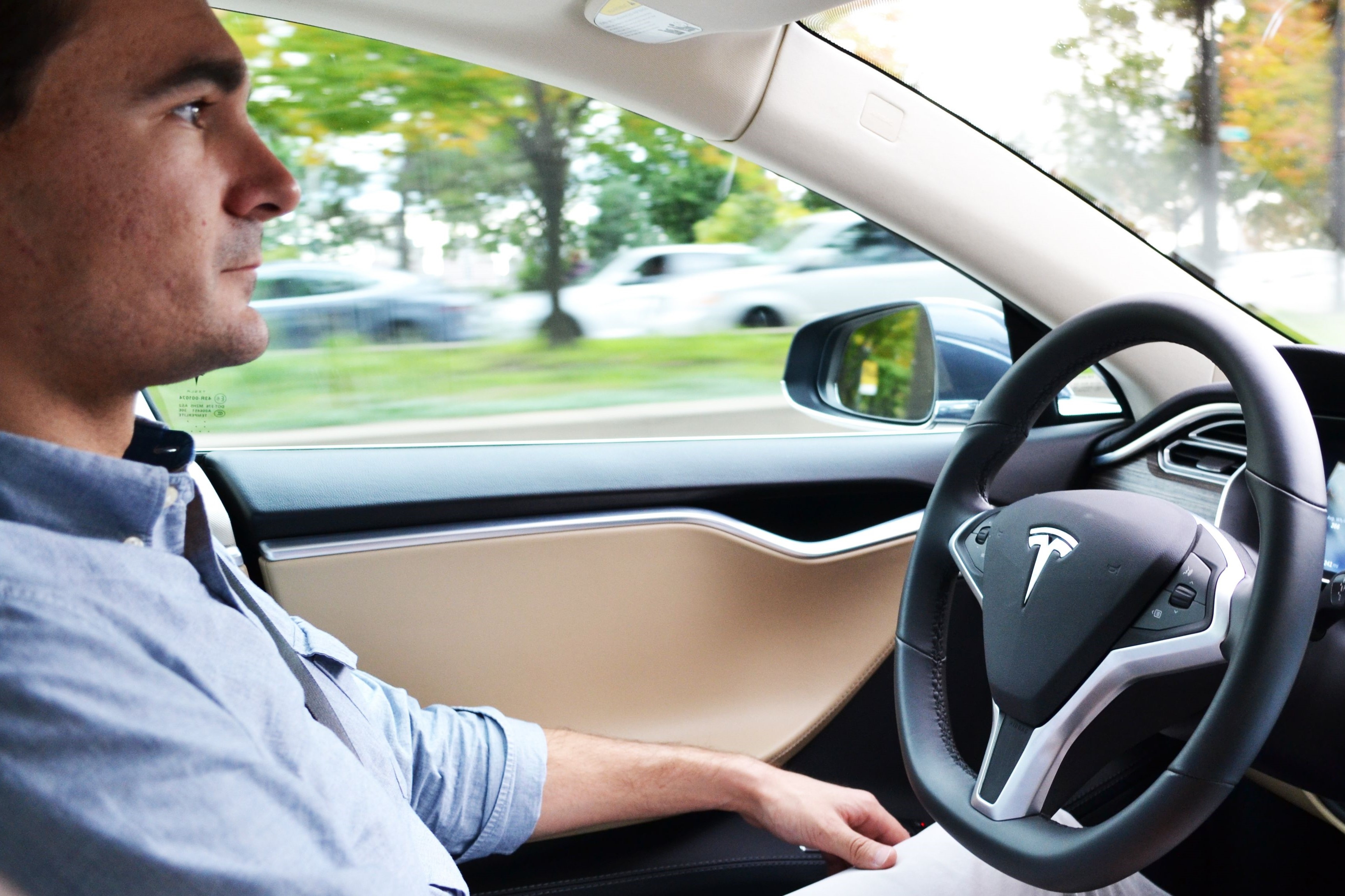 Xe điện Tesla có gì đặc biệt ảnh 6 Xe dien Tesla co gi dac biet anh 6