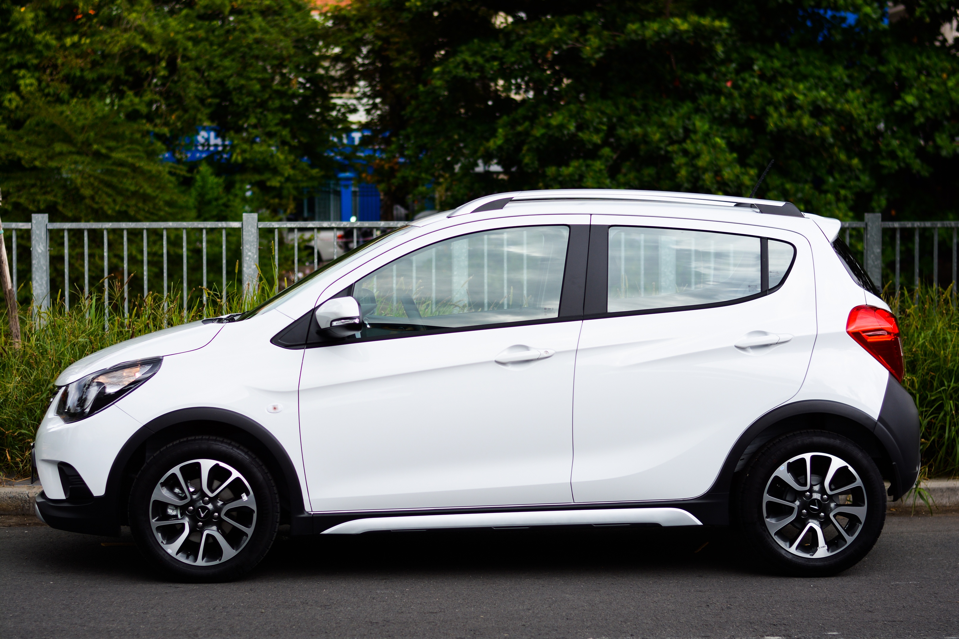 Vì sao chọn VinFast Fadil mà không phải mẫu xe hạng A khác ảnh 7 Vi sao chon VinFast Fadil ma khong phai mau xe hang A khac anh 7