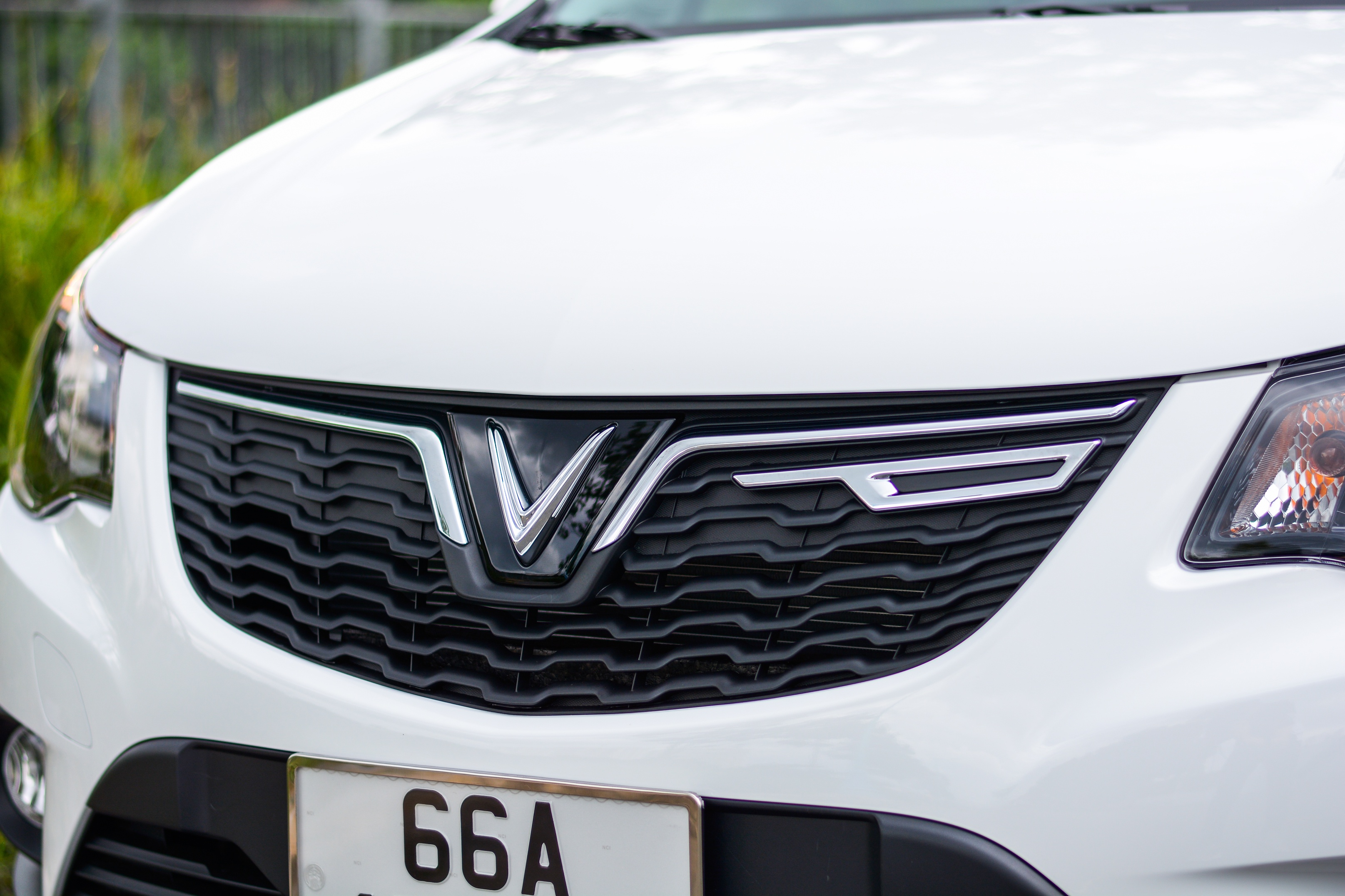 xe hang A duy nhat co den pha dung cong nghe guong cau anh 2