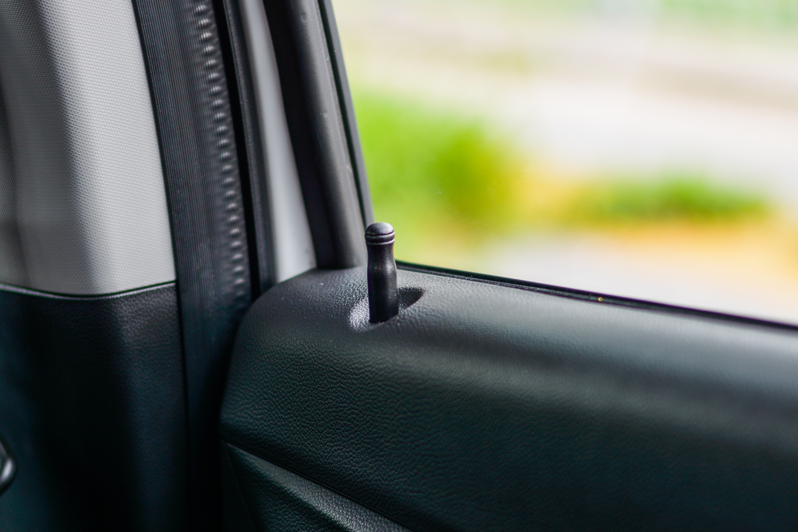 Nhung mau xe co gia dat nhat tung phan khuc anh 7