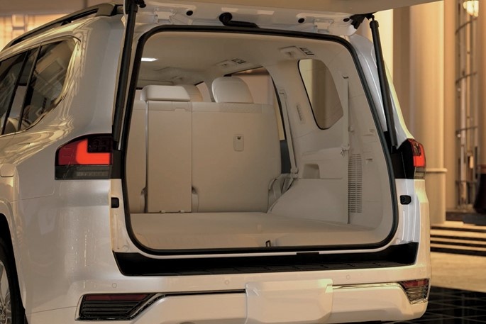 Toyota Land Cruiser 2022 ra mat Viet Nam anh 4