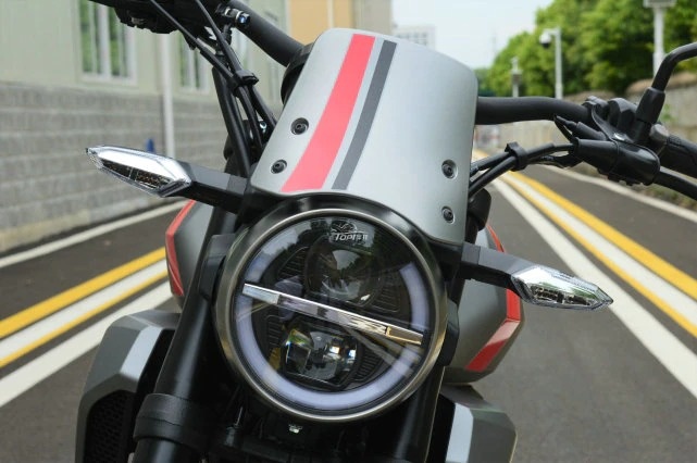 Honda CB190TR Special Edition ra mắt ảnh 2 Honda CB190TR Special Edition ra mat anh 2