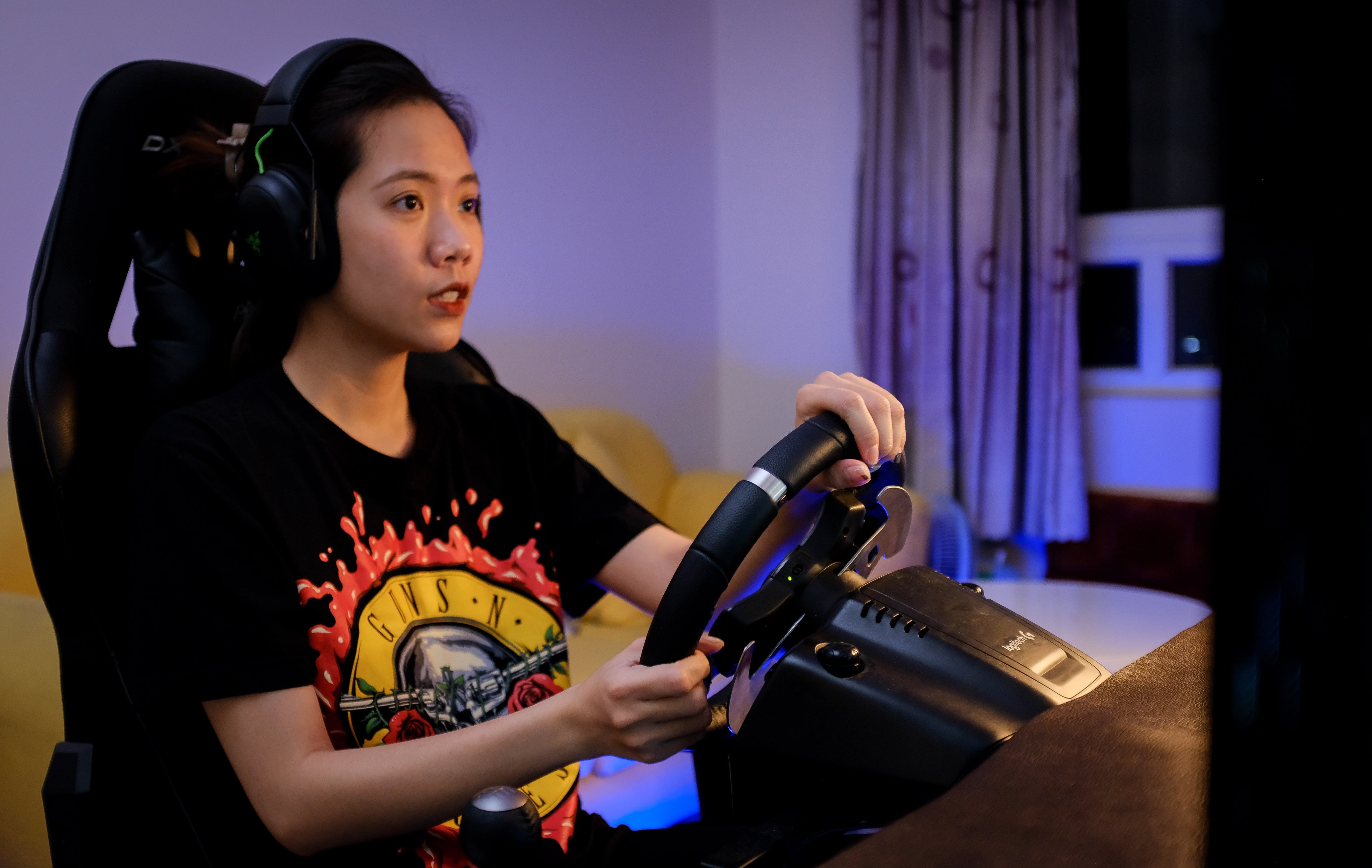 lái xe tại nhà mùa giãn cách ảnh 1 lai xe tai nha mua gian cach anh 1