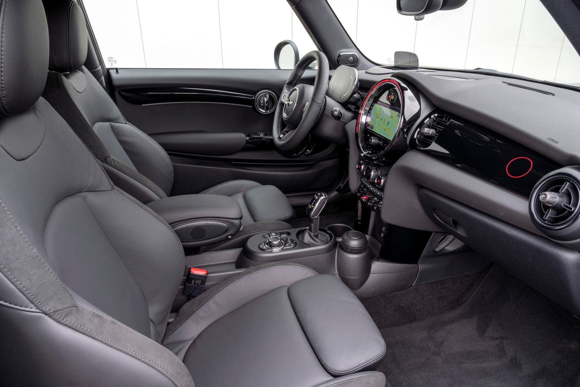 MINI Cooper ban gioi han duoc gioi thieu anh 6