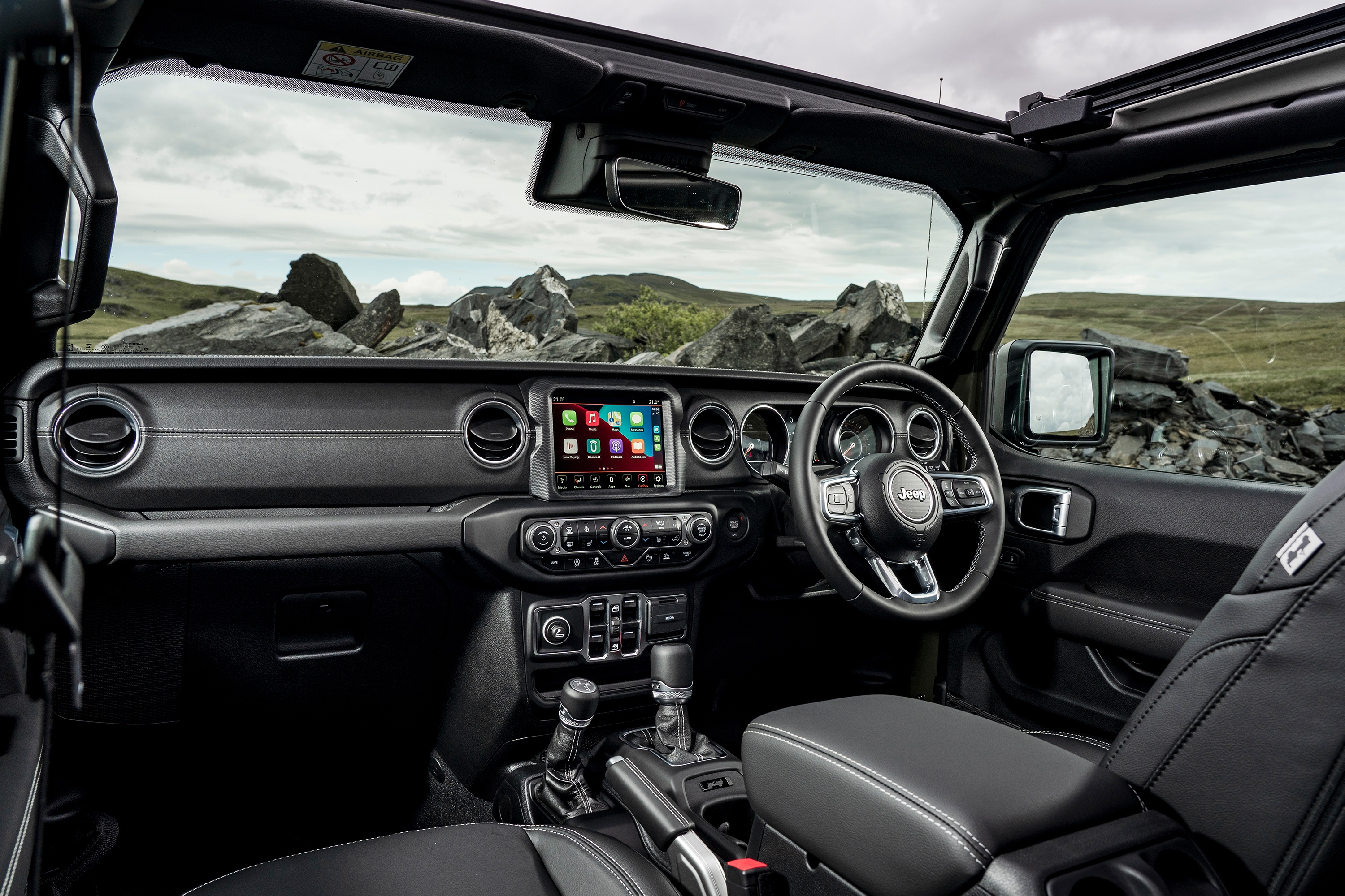 Jeep Wrangler 80th Anniversary Edition ảnh 5 Jeep Wrangler 80th Anniversary Edition anh 5