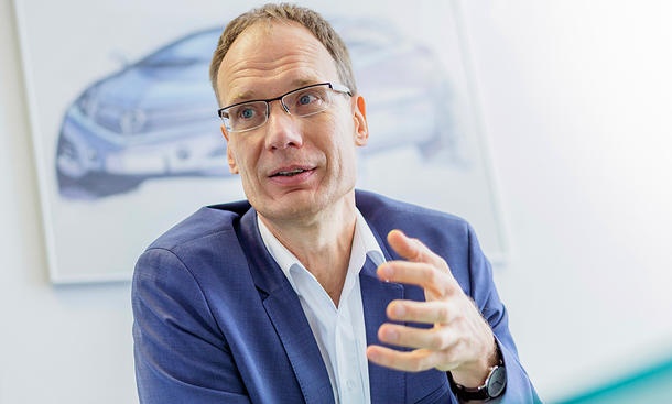 CEO toan cau moi cua VinFast la ai anh 1