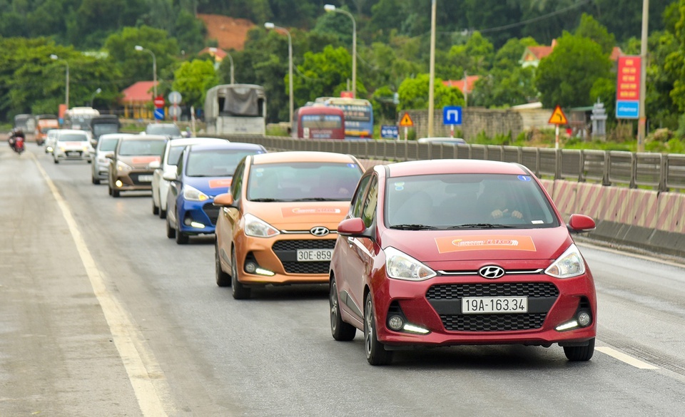Hyundai Grand i10 thế hệ mới xuất hiện tại Việt Nam ảnh 7 Hyundai Grand i10 the he moi xuat hien tai Viet Nam anh 7
