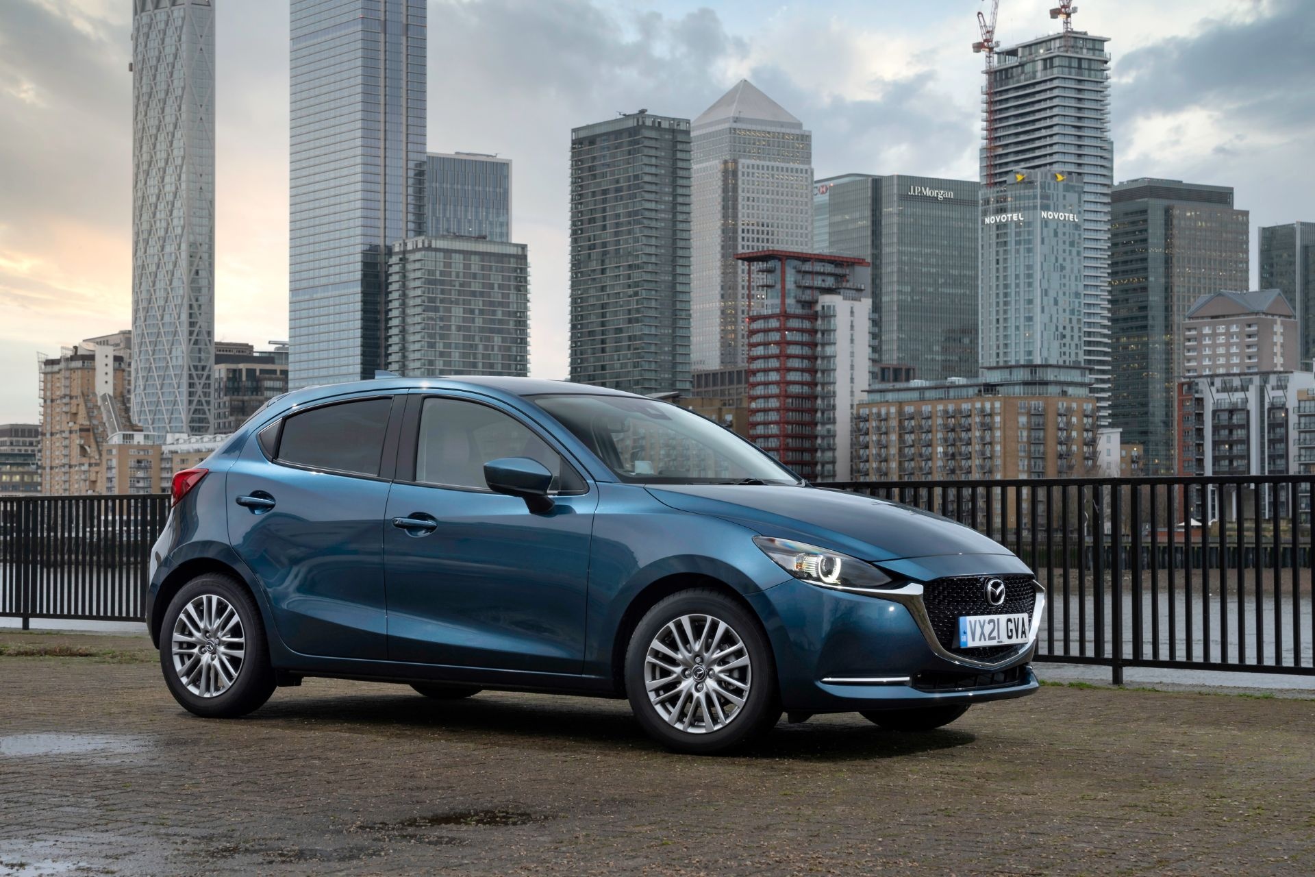 Mazda2 2022 có giá khởi điểm hơn 22.000 USD  ảnh 2 Mazda2 2022 co gia khoi diem hon 22.000 USD anh 2