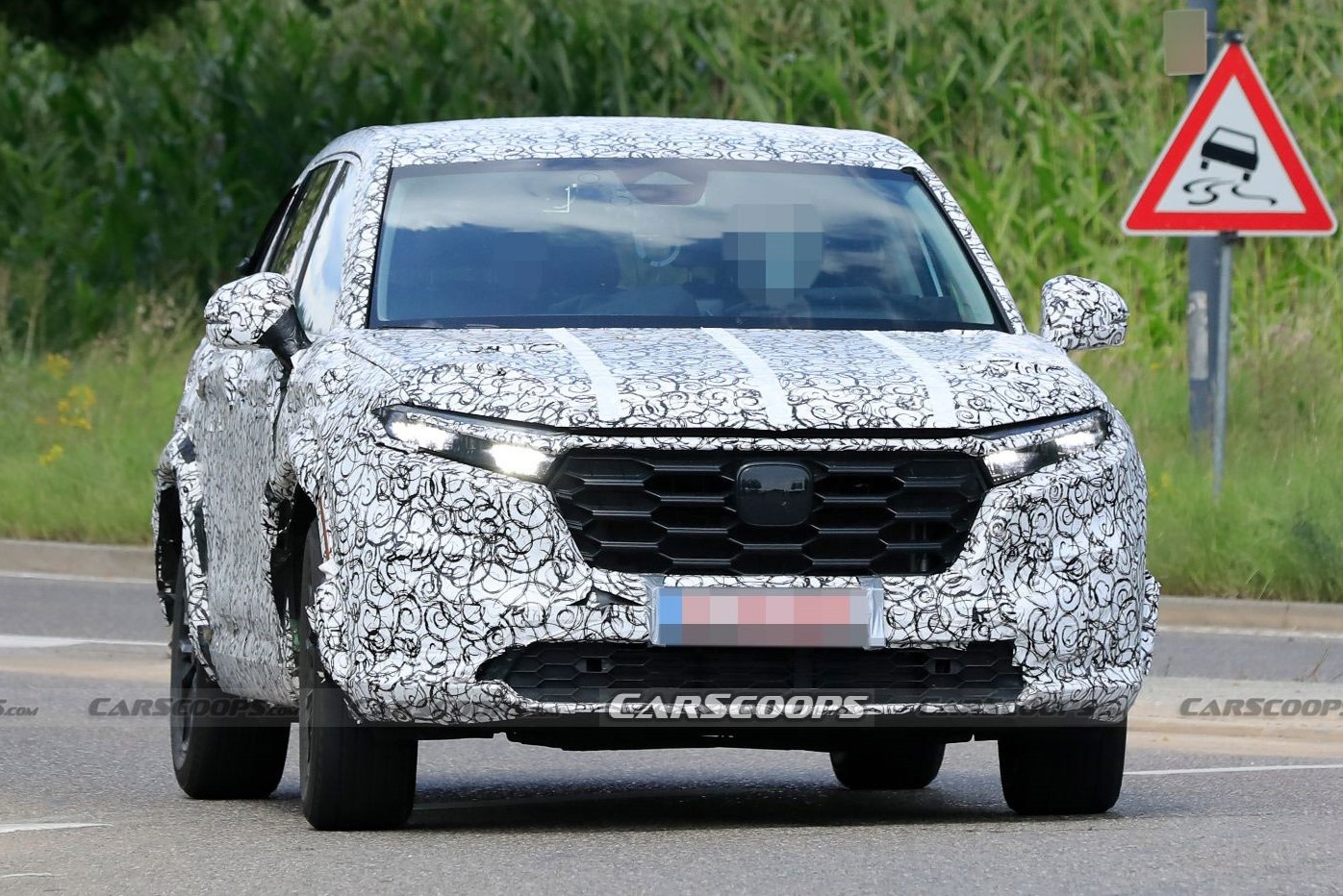 Honda CR-V thế hệ mới lộ diện ảnh 1 Honda CR-V the he moi lo dien anh 1