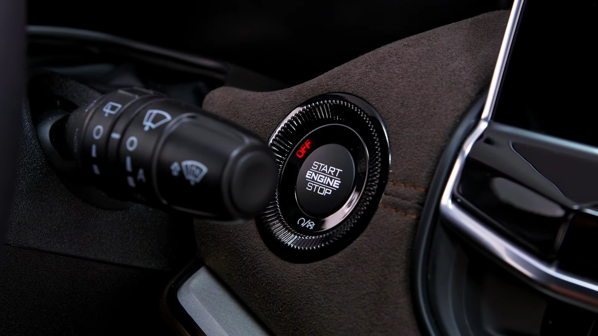 Jeep gioi thieu SUV 7 cho dau tien tai khu vuc Nam My anh 9