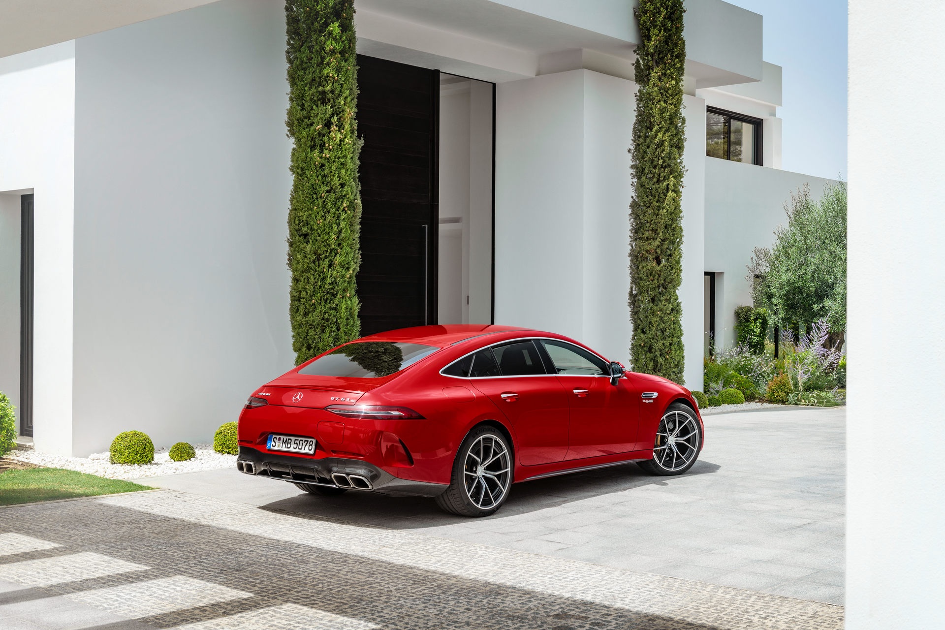 Mercedes-AMG GT 63 E Performance ra mắt ảnh 5 Mercedes-AMG GT 63 E Performance ra mat anh 5