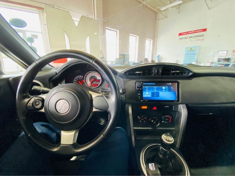 Toyota 86 mang phong cách siêu xe Lamborghini ảnh 7 Toyota 86 mang phong cach sieu xe Lamborghini anh 7