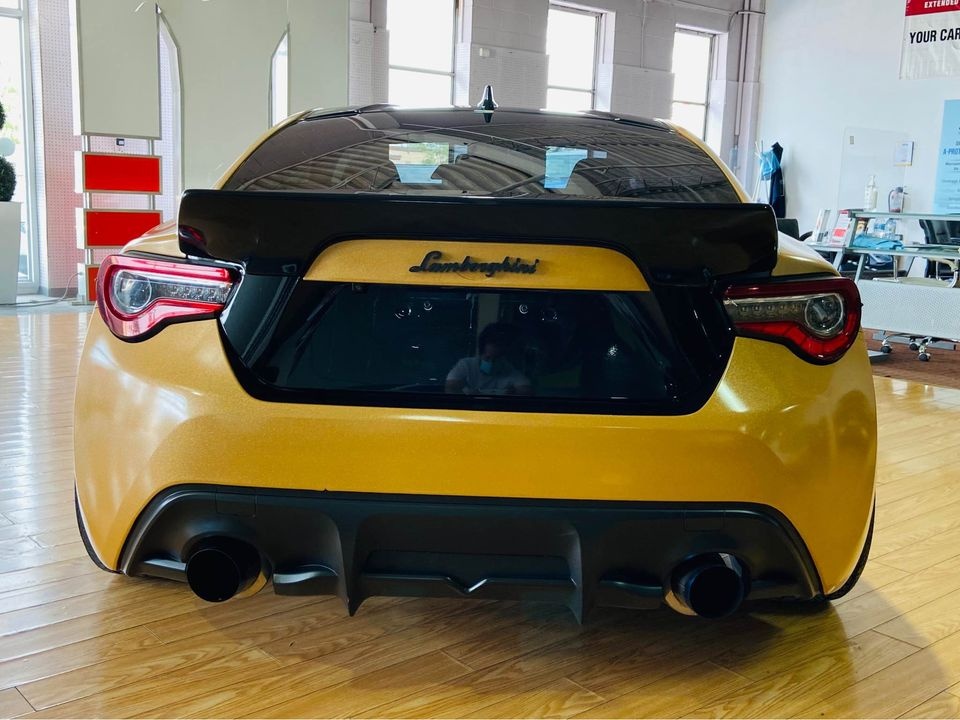 Toyota 86 mang phong cách siêu xe Lamborghini ảnh 4 Toyota 86 mang phong cach sieu xe Lamborghini anh 4