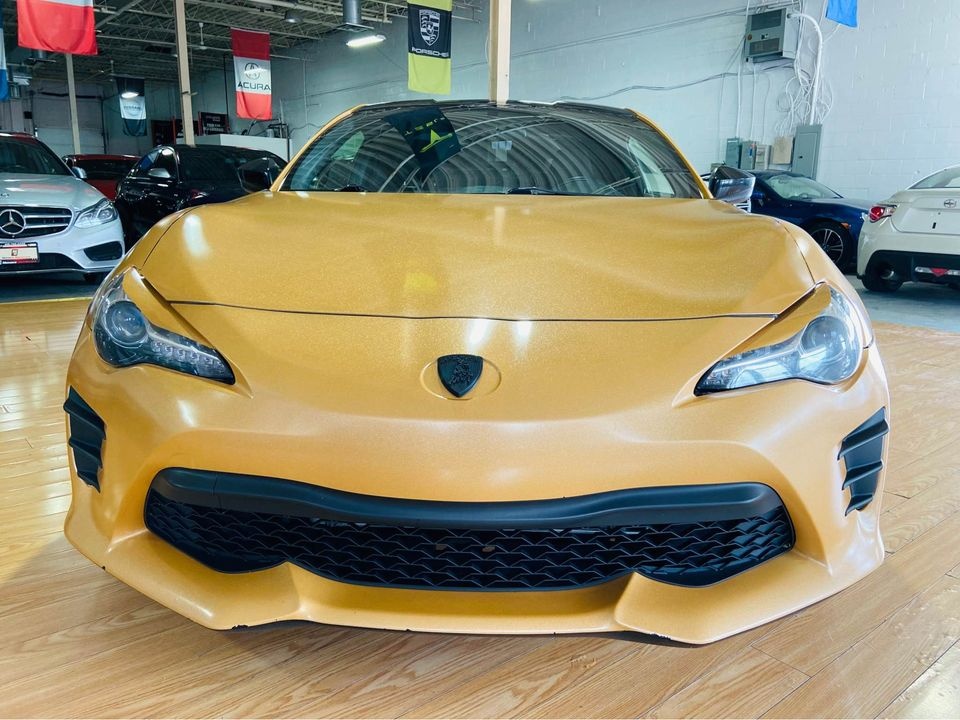 Toyota 86 mang phong cách siêu xe Lamborghini ảnh 3 Toyota 86 mang phong cach sieu xe Lamborghini anh 3