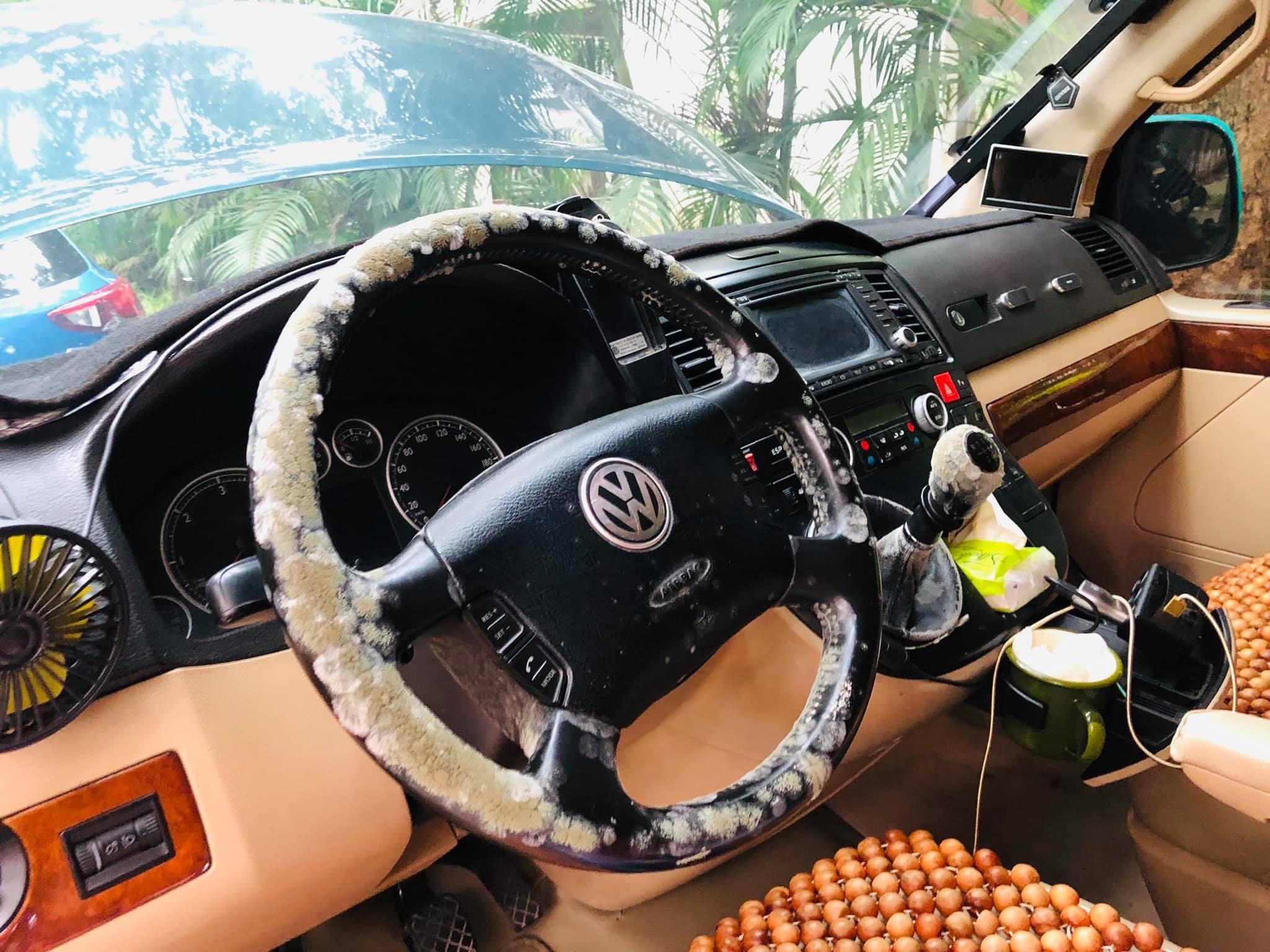 Xe de lau khong dung bi nam moc anh 1