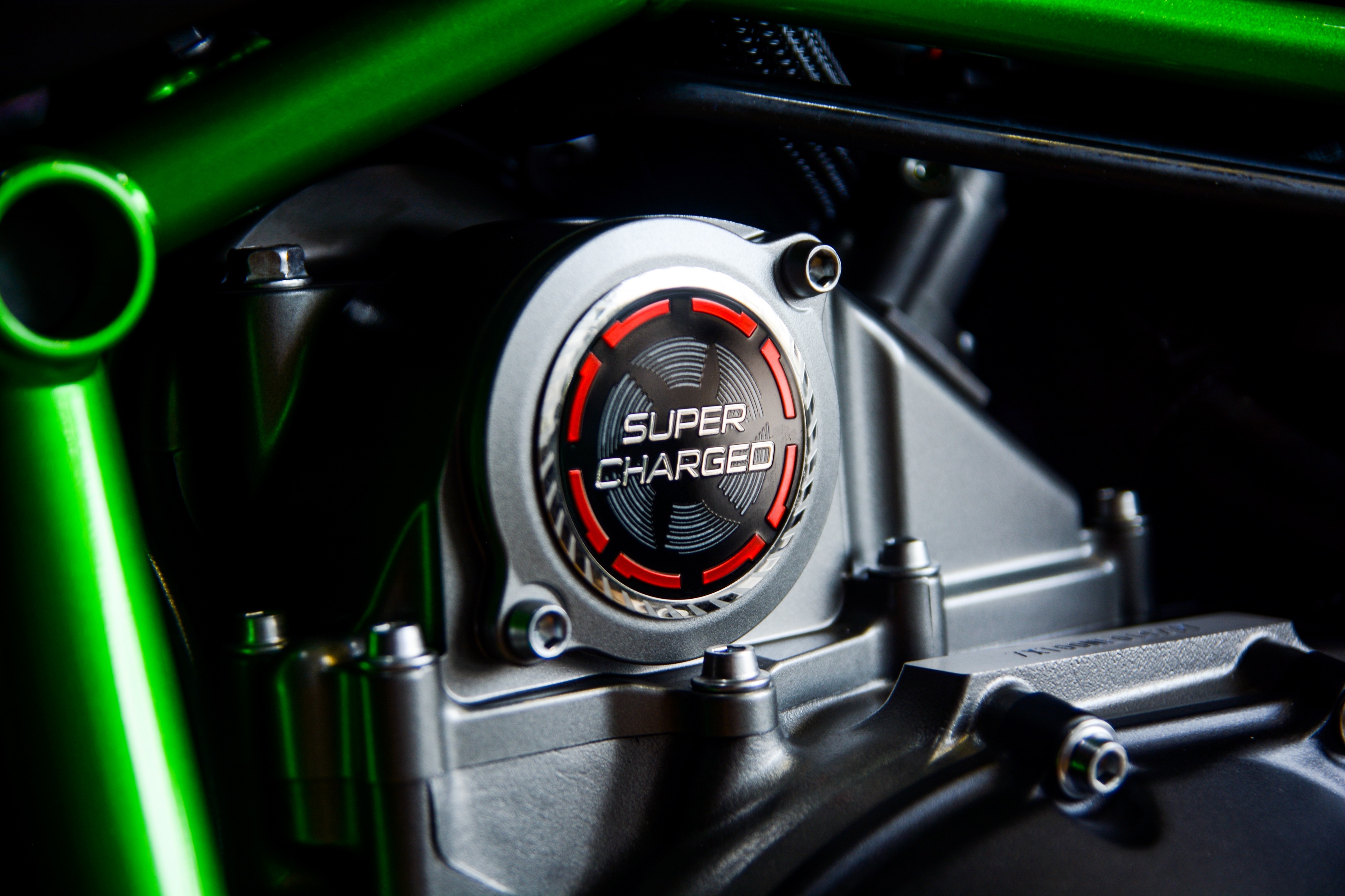 Chi tiet sieu moto Kawasaki Ninja H2 Carbon anh 11