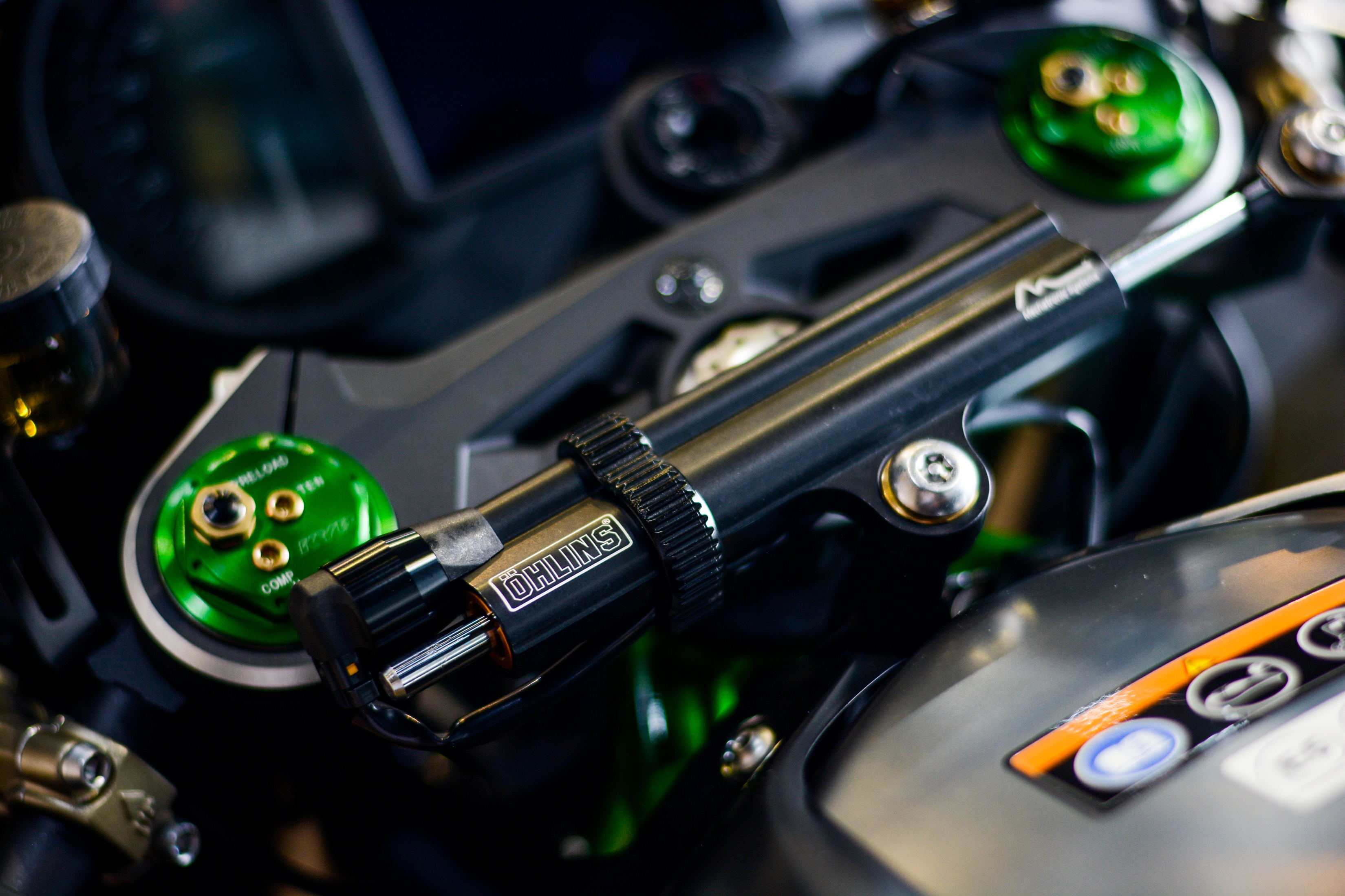 Chi tiet sieu moto Kawasaki Ninja H2 Carbon anh 6